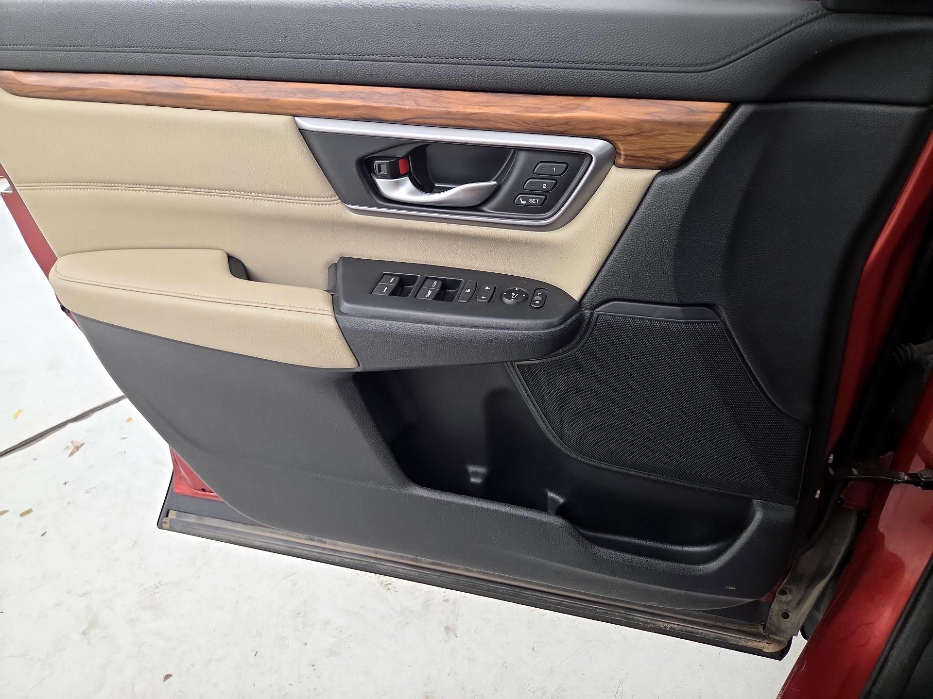 Thumbnail: 2018 Honda CR-V - 12