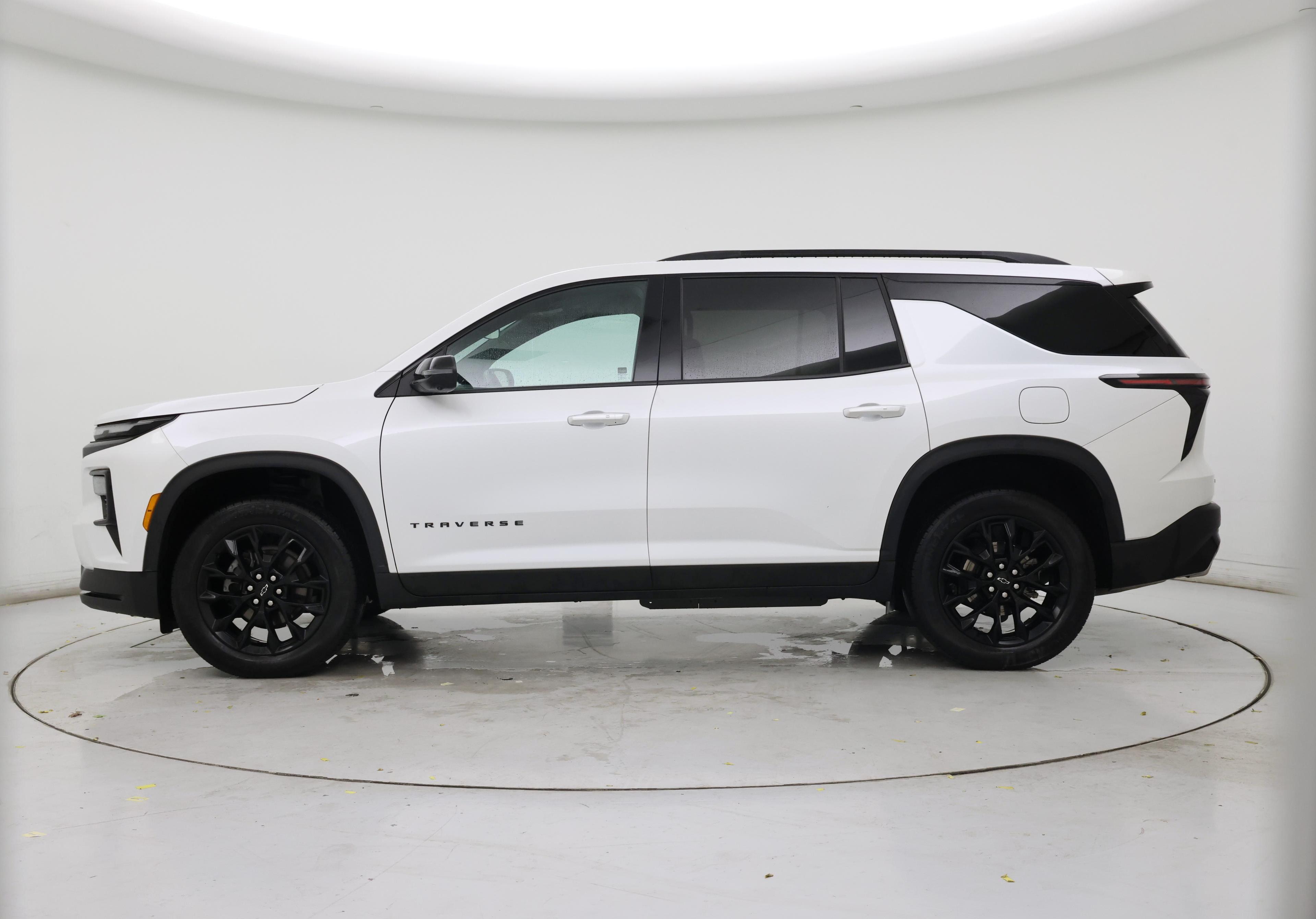 Thumbnail: 2024 Chevrolet Traverse - 3