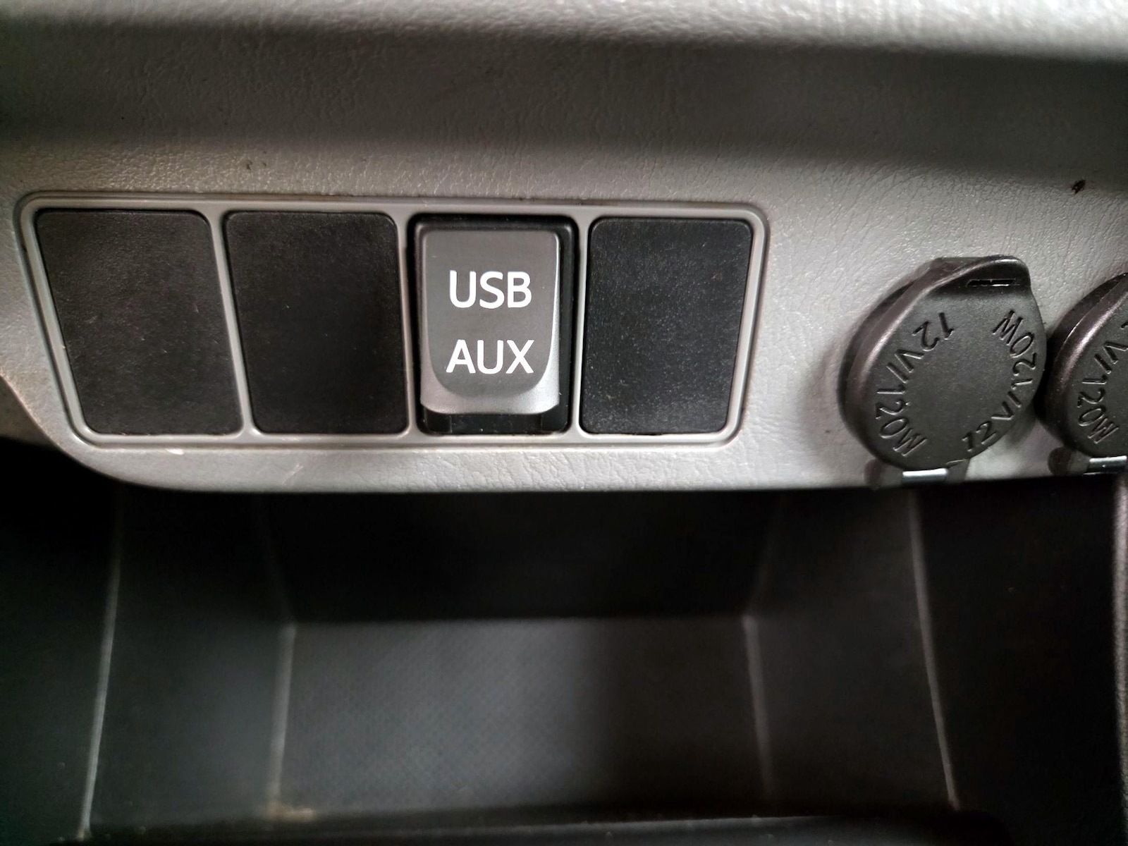 2015 Toyota Tacoma Base - Photo 18