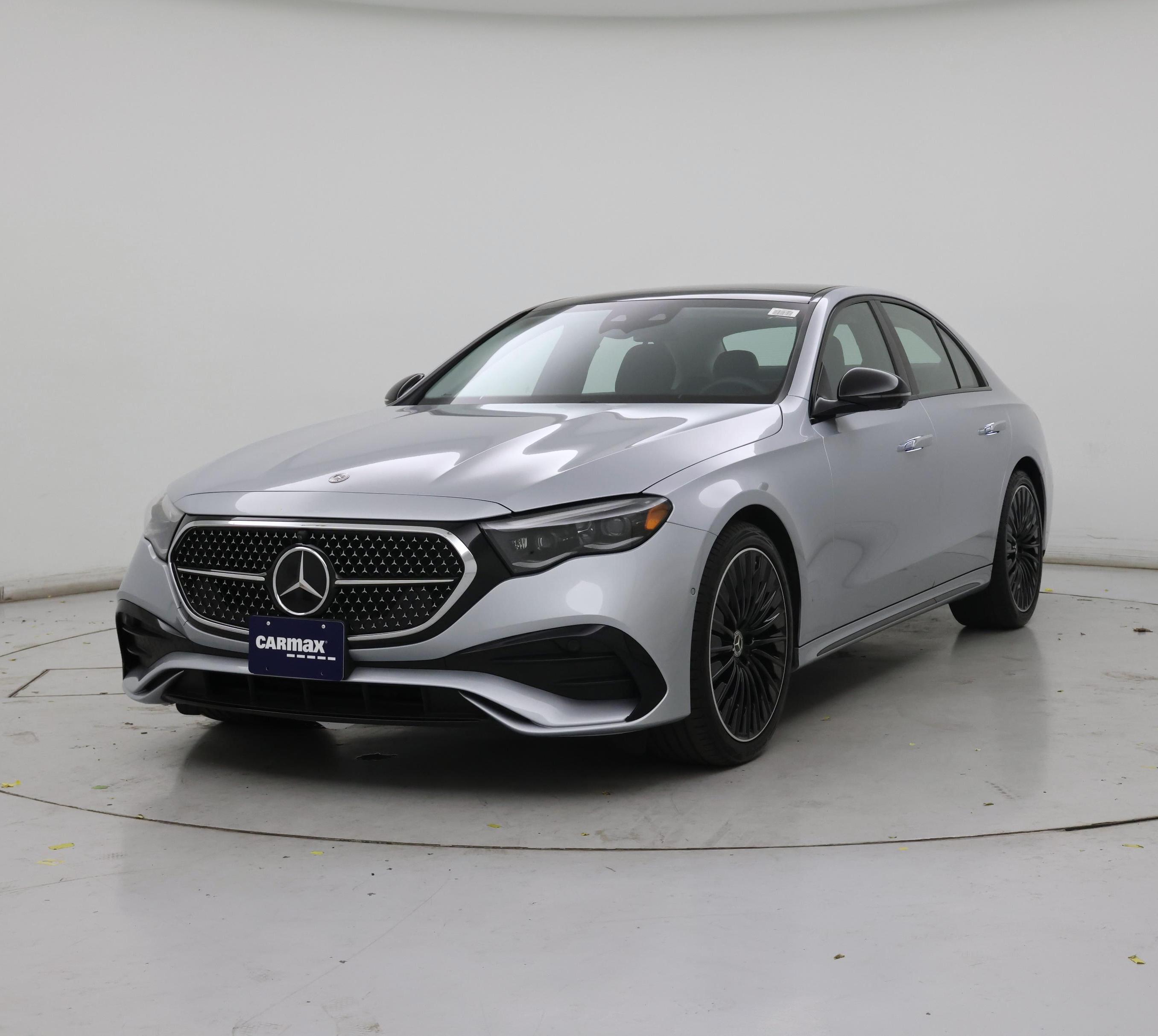 Thumbnail: 2024 Mercedes-Benz E-Class - 4