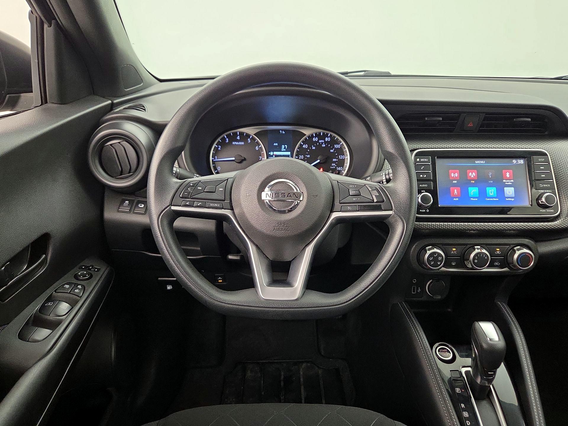 Thumbnail: 2019 Nissan Kicks - 10