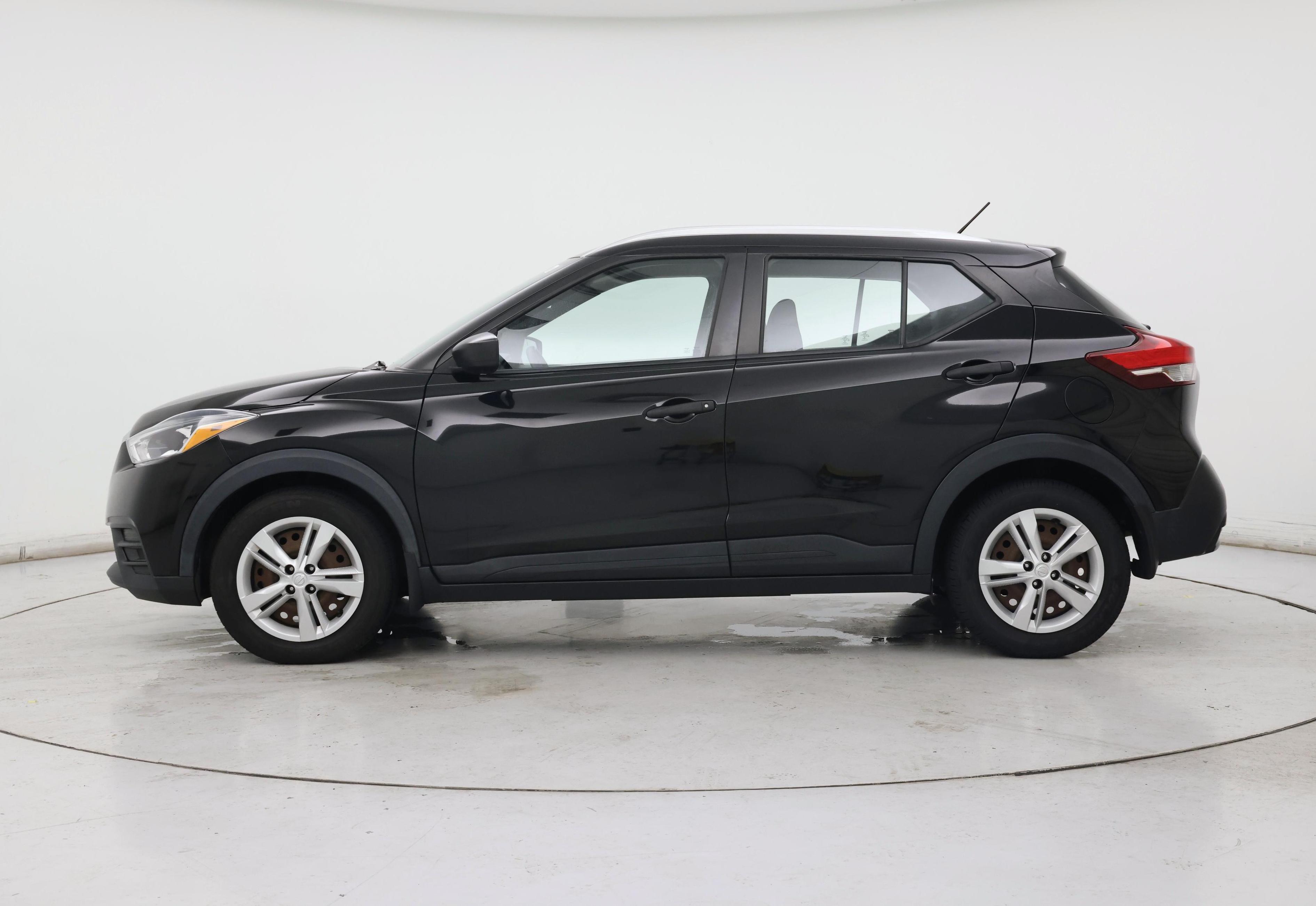 Thumbnail: 2019 Nissan Kicks - 3
