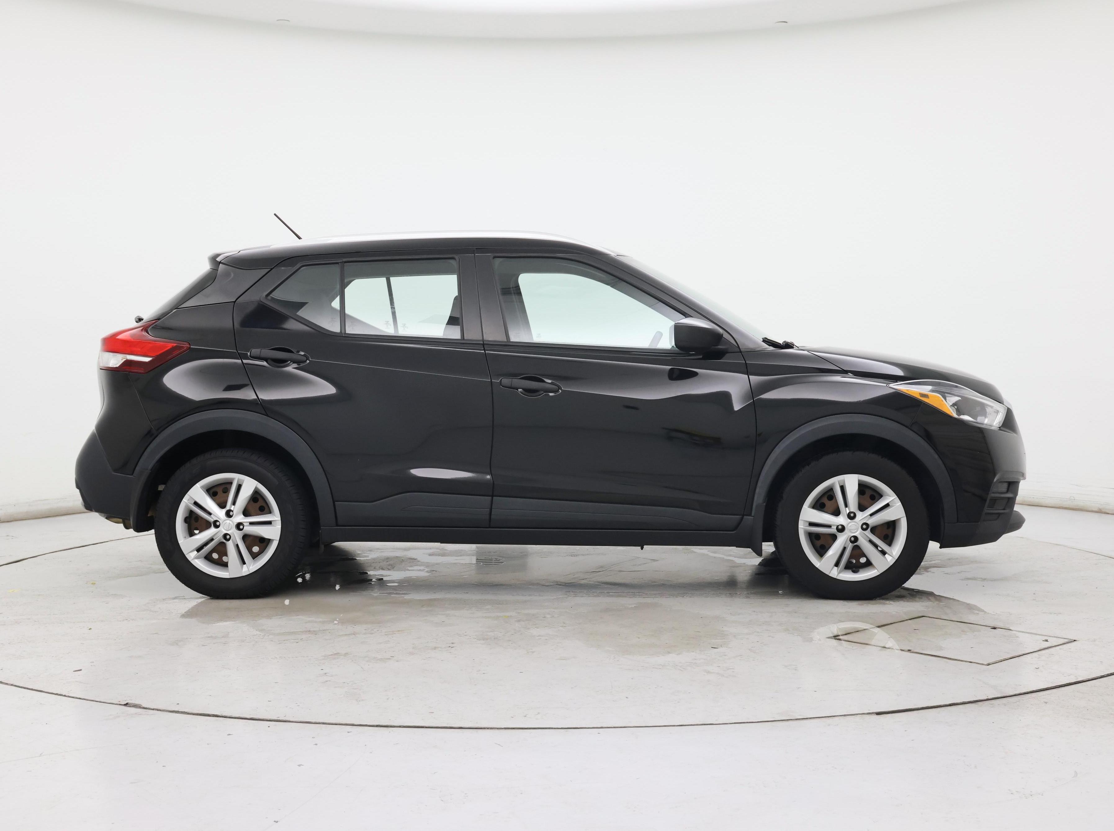 Thumbnail: 2019 Nissan Kicks - 7