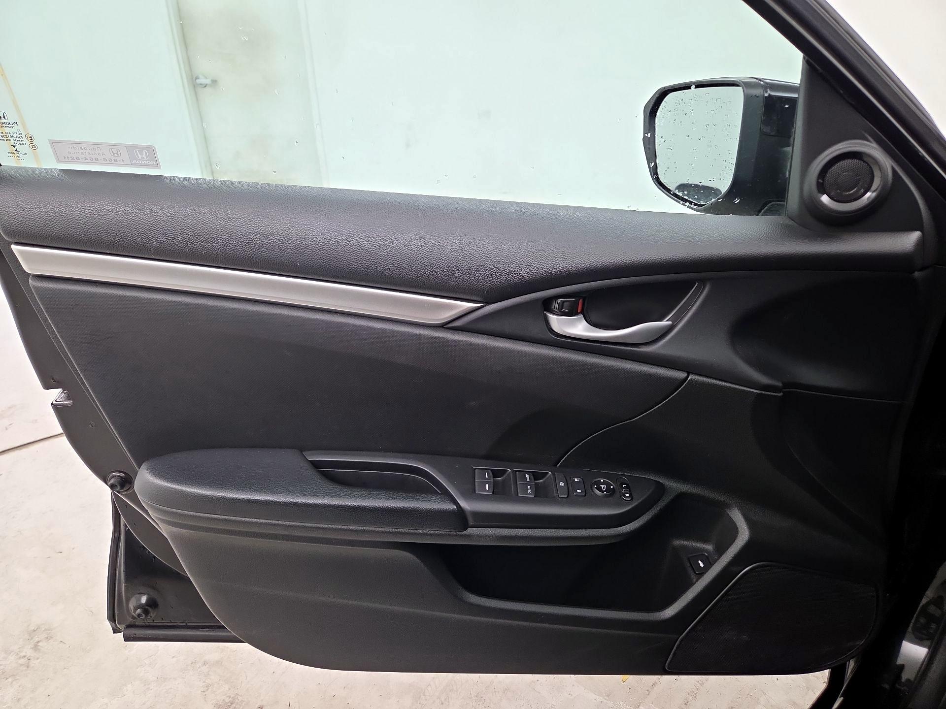 Thumbnail: 2020 Honda Civic - 12