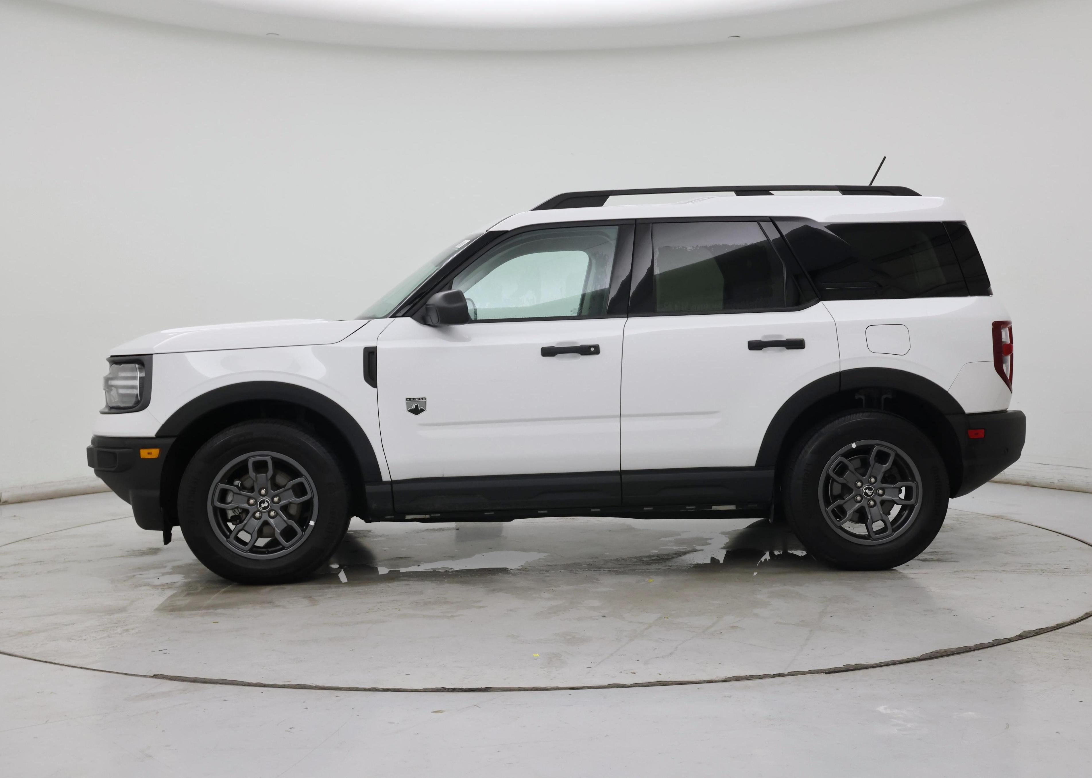 Thumbnail: 2023 Ford Bronco Sport - 3