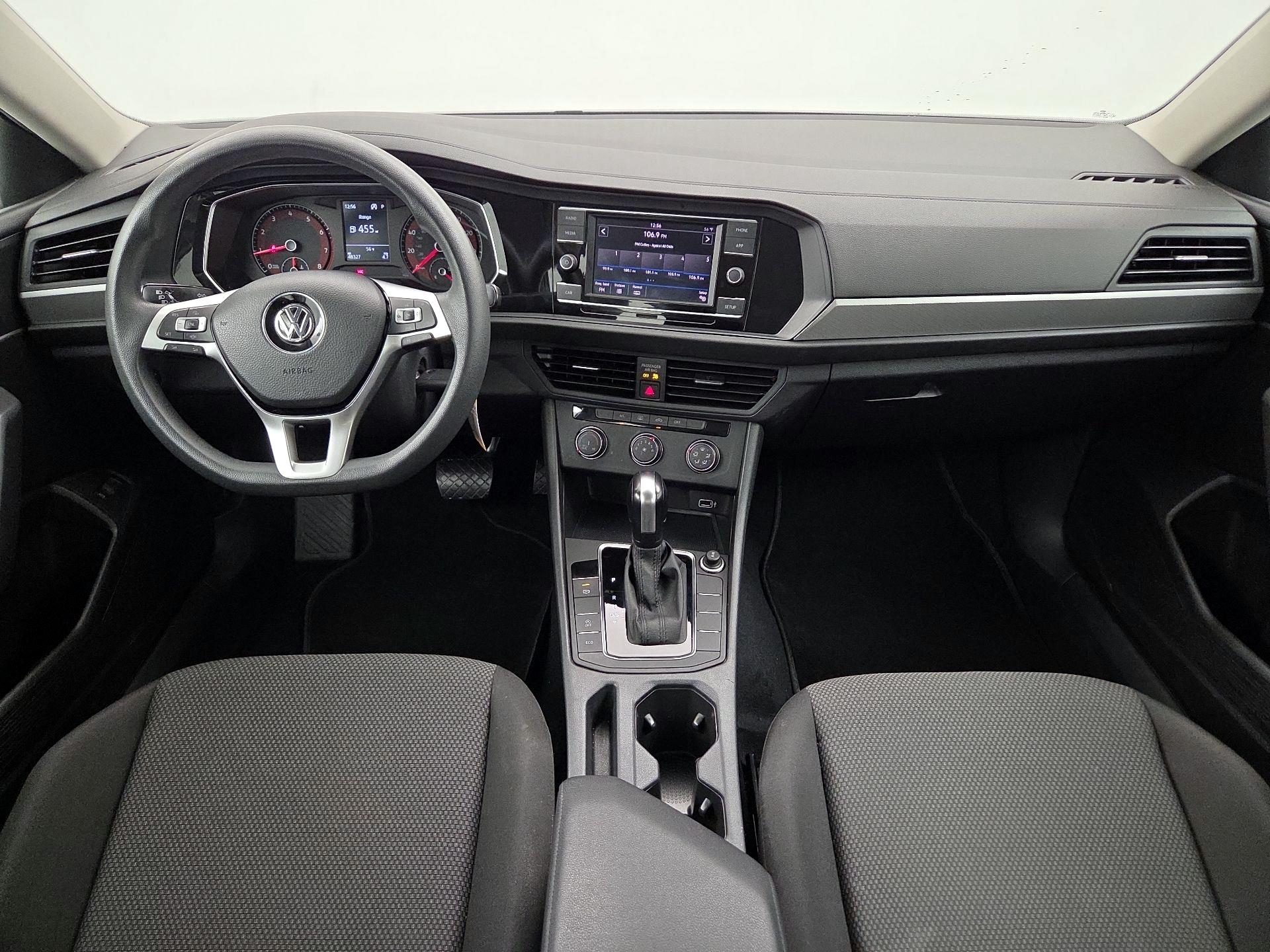 Thumbnail: 2019 Volkswagen Jetta - 9