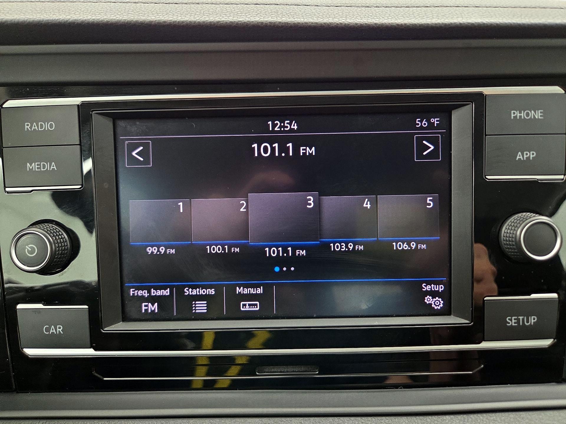 Thumbnail: 2019 Volkswagen Jetta - 15