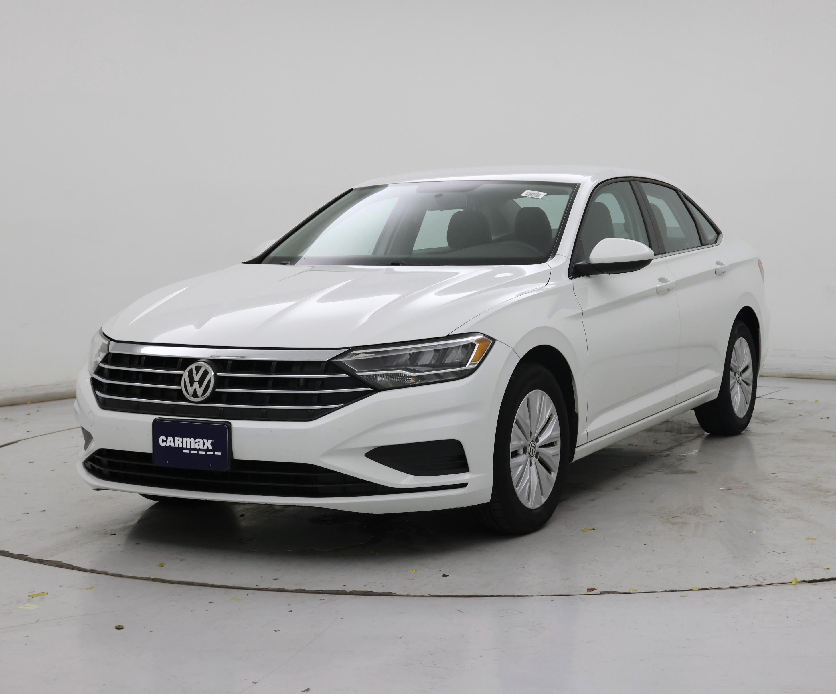 Thumbnail: 2019 Volkswagen Jetta - 4