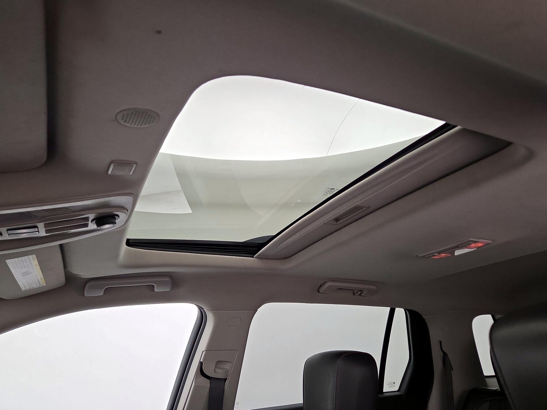 Thumbnail: 2017 GMC Terrain - 19