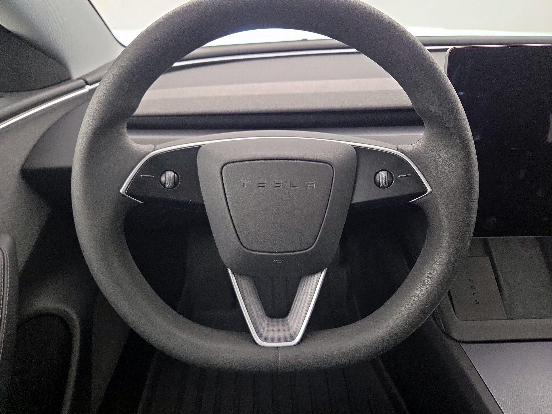Thumbnail: 2024 Tesla Model 3 - 10