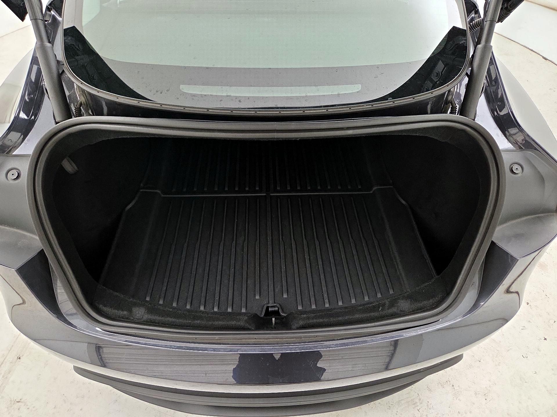 Thumbnail: 2024 Tesla Model 3 - 20
