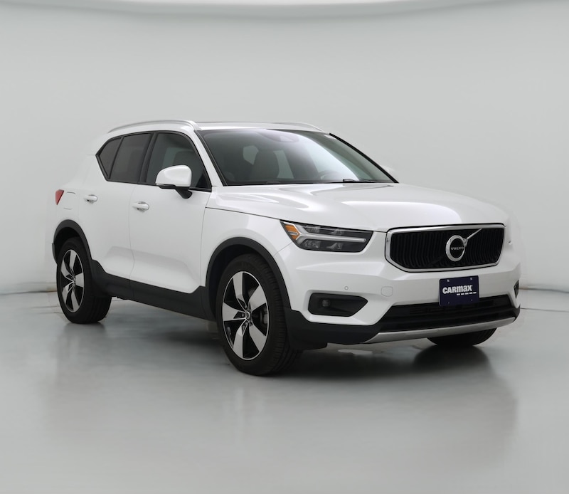 2021 Volvo XC40 T5 Momentum