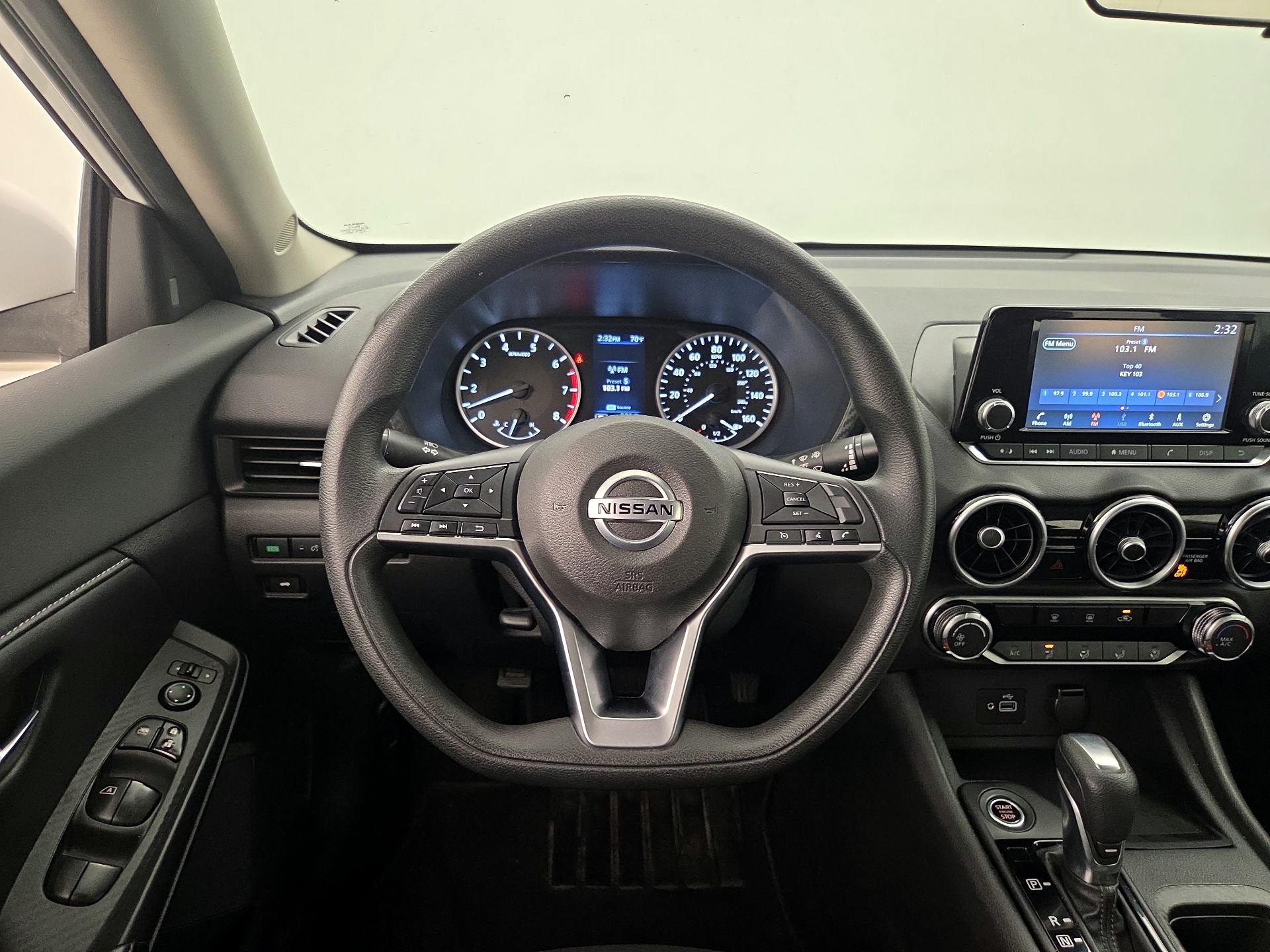 Thumbnail: 2021 Nissan Sentra - 10