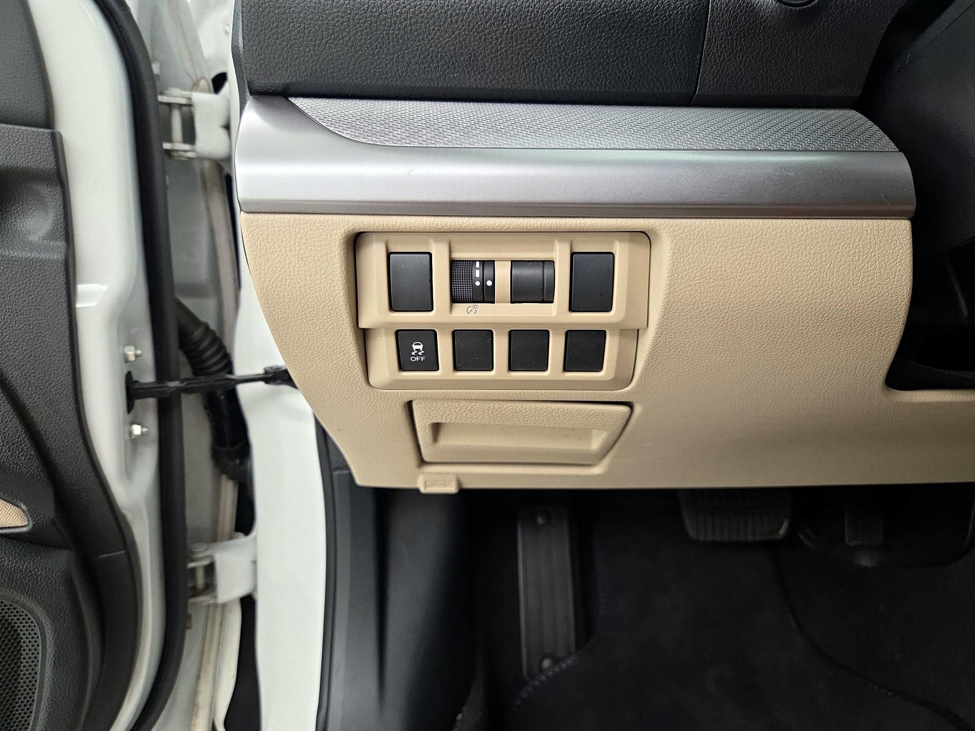 Thumbnail: 2016 Subaru Outback - 13