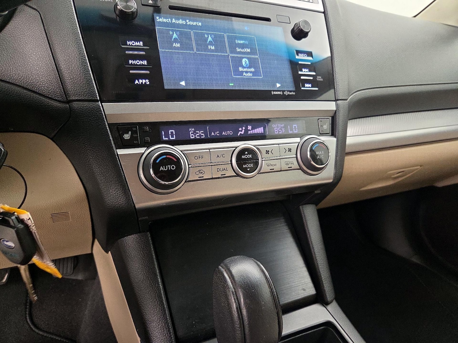 2016 Subaru Outback Premium - Photo 17