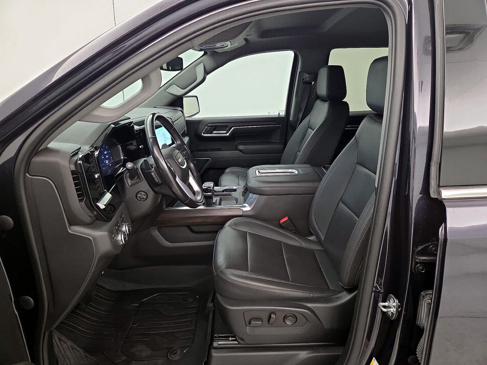 2022 GMC Sierra 1500 SLT - Photo 12