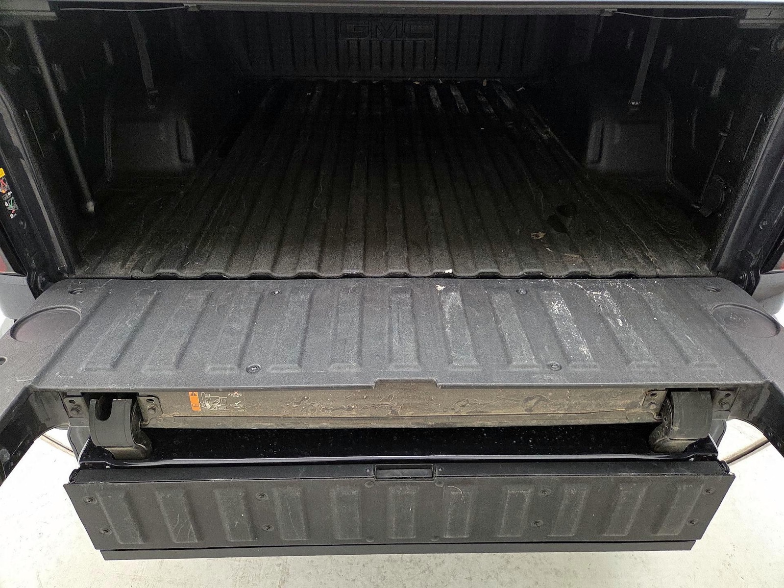 2022 GMC Sierra 1500 SLT - Photo 22
