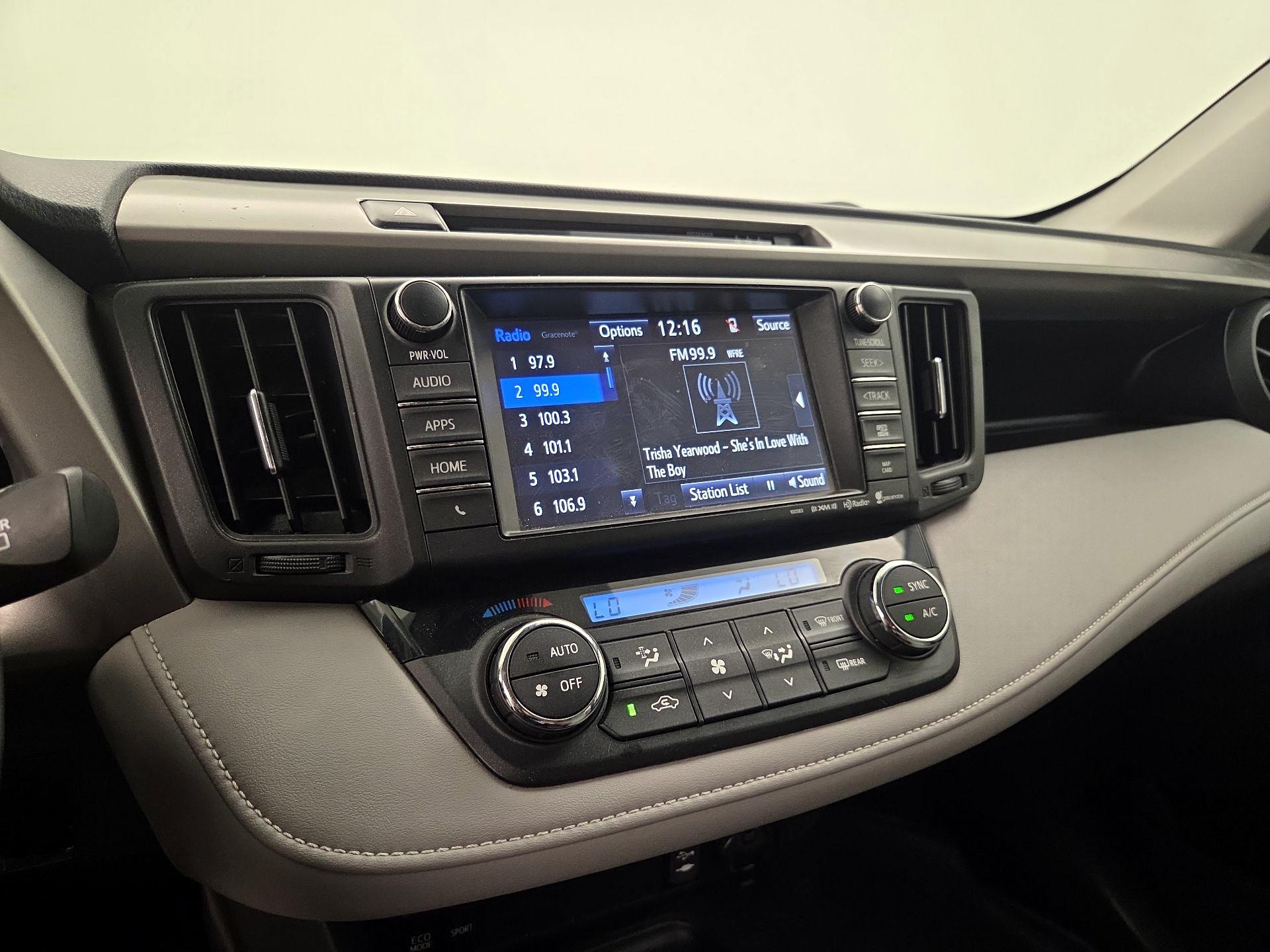 Thumbnail: 2017 Toyota RAV4 - 15