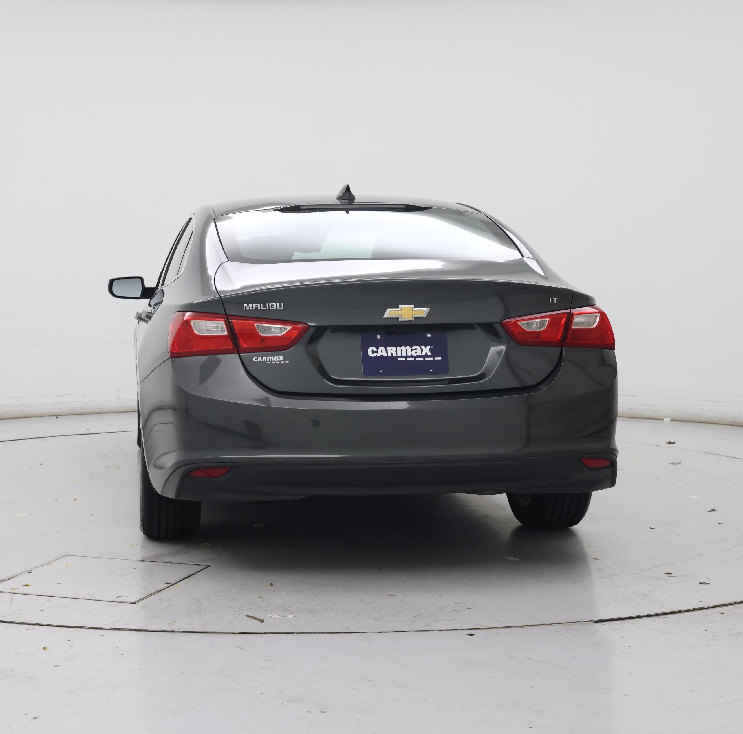 Thumbnail: 2018 Chevrolet Malibu - 6
