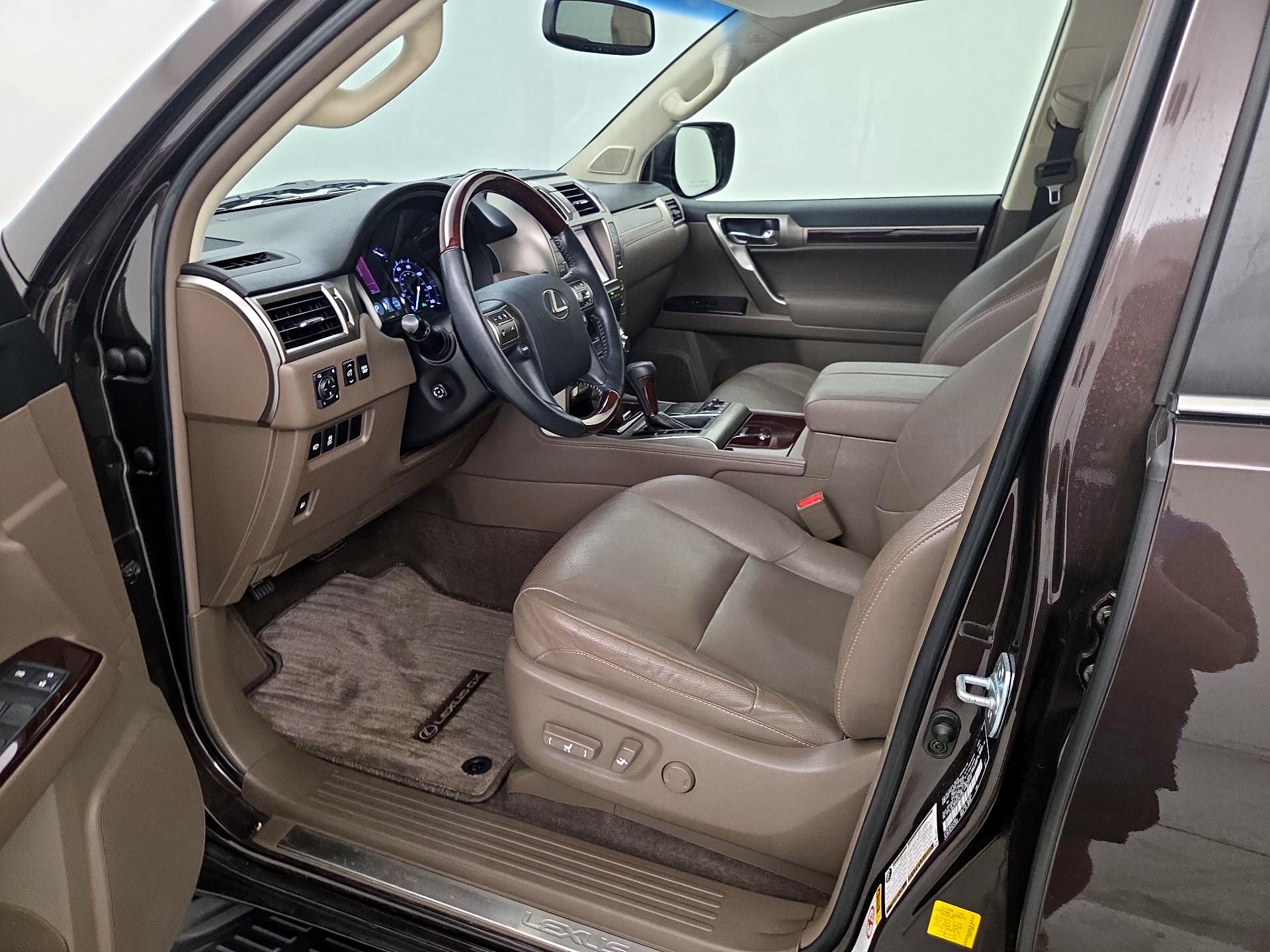 Thumbnail: 2014 Lexus GX - 11