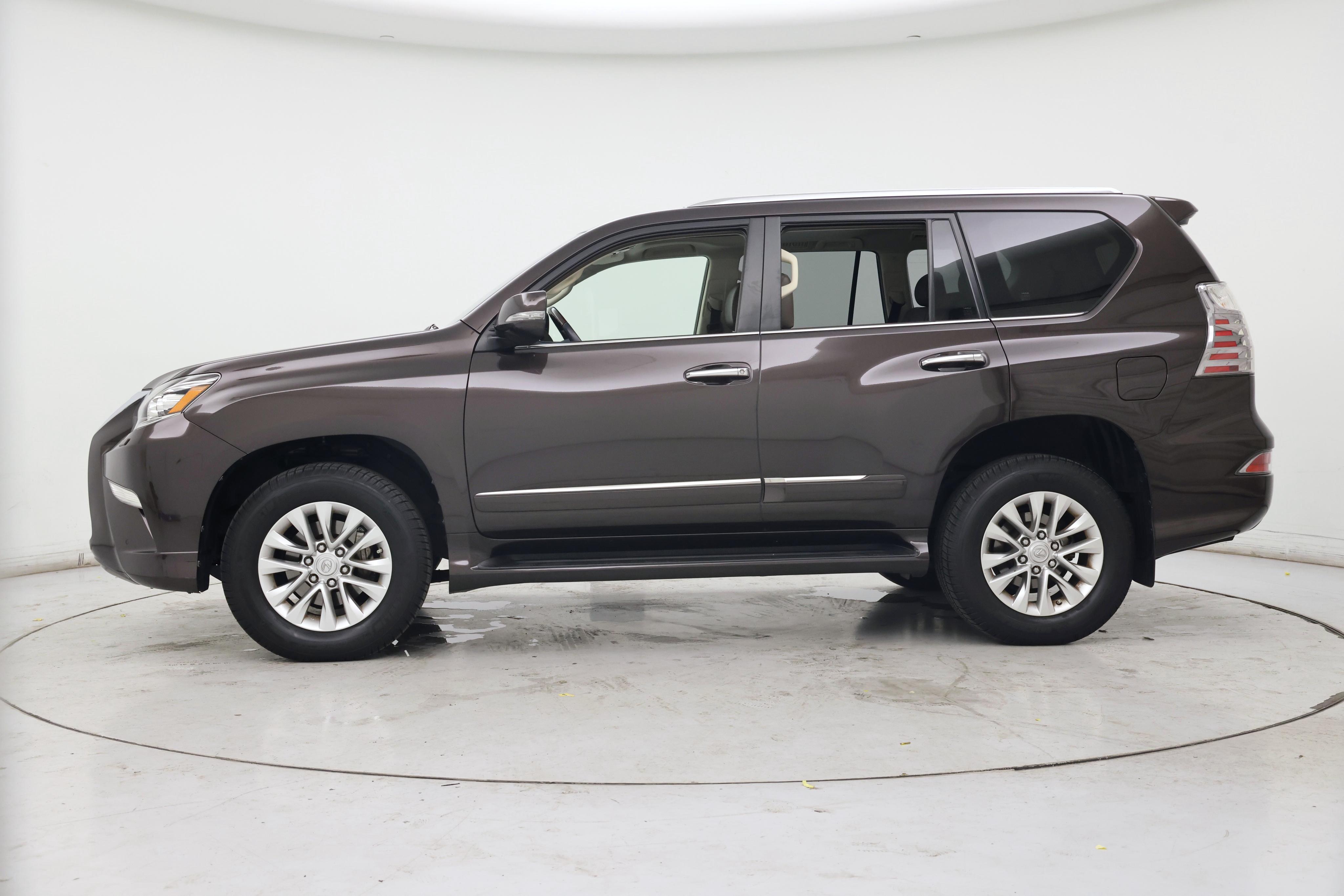 Thumbnail: 2014 Lexus GX - 3