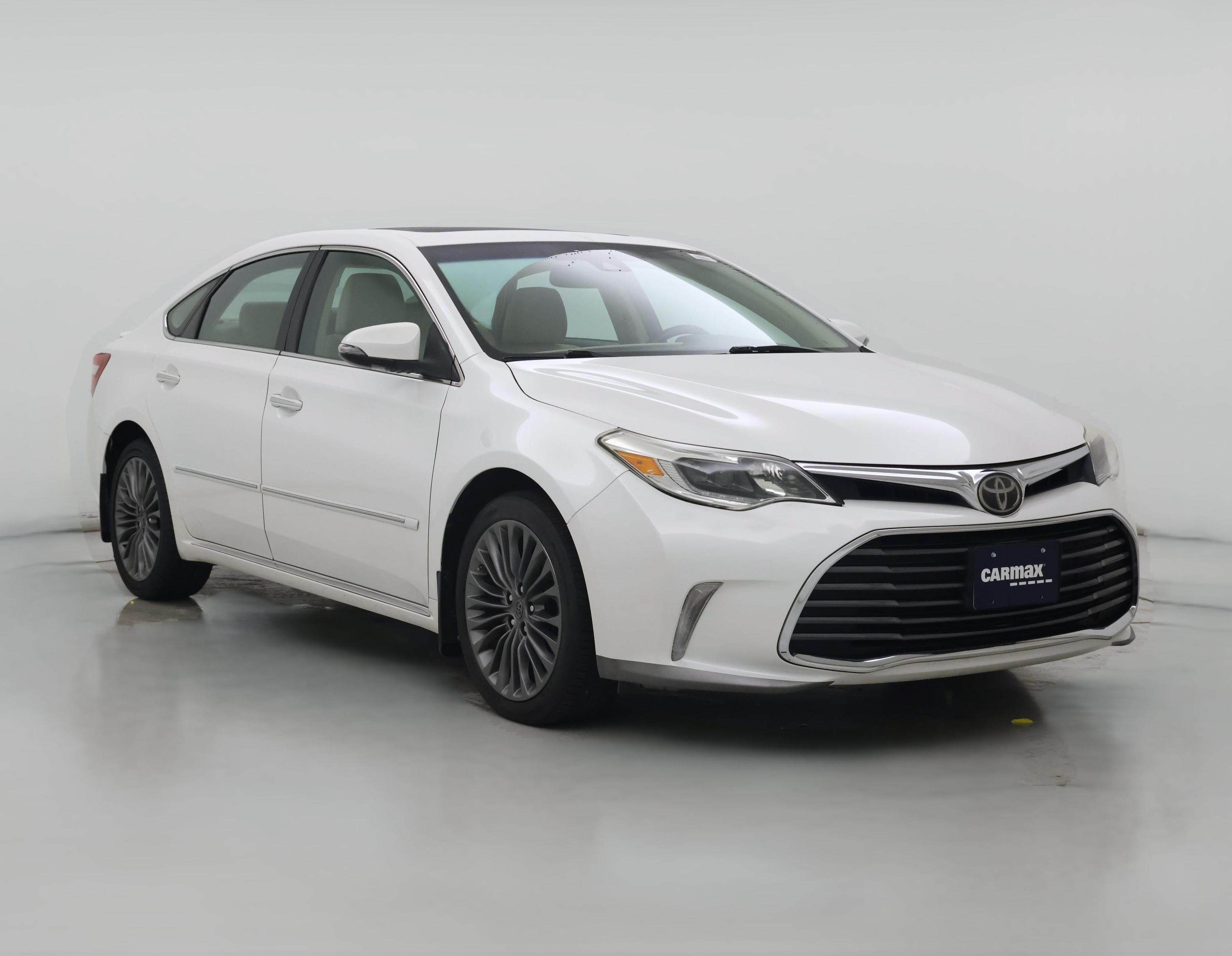 Thumbnail: 2016 Toyota Avalon - 1