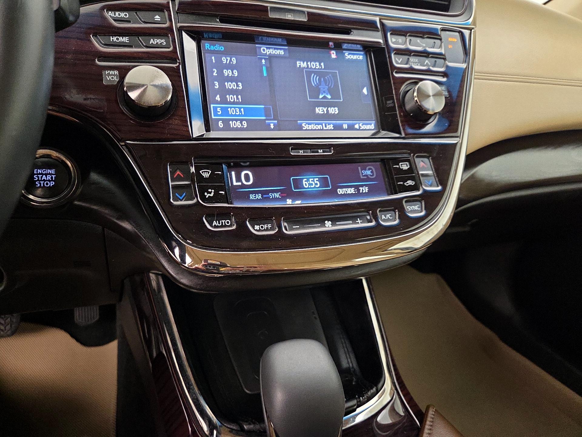 Thumbnail: 2016 Toyota Avalon - 17