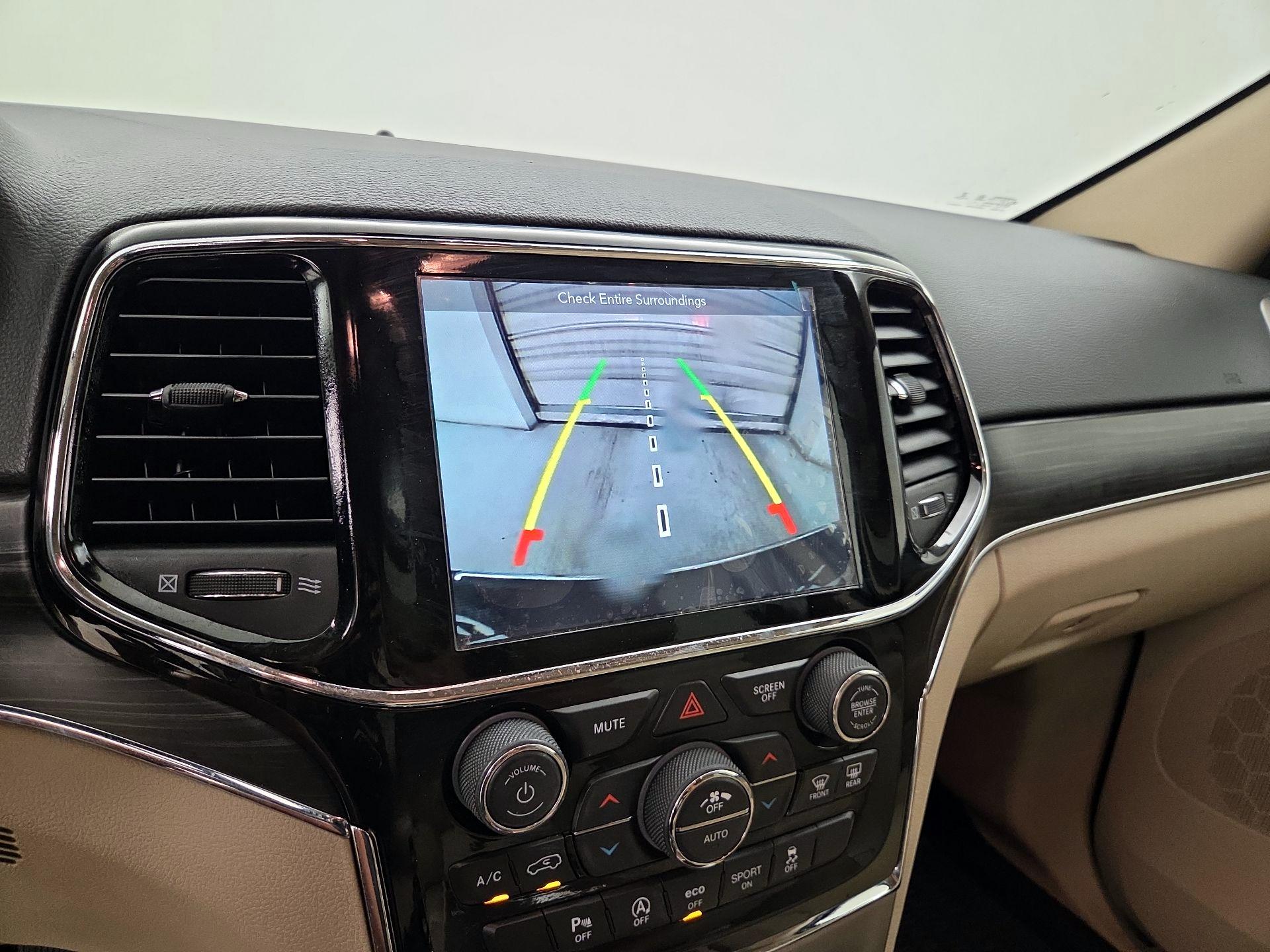 Thumbnail: 2019 Jeep Grand Cherokee - 15