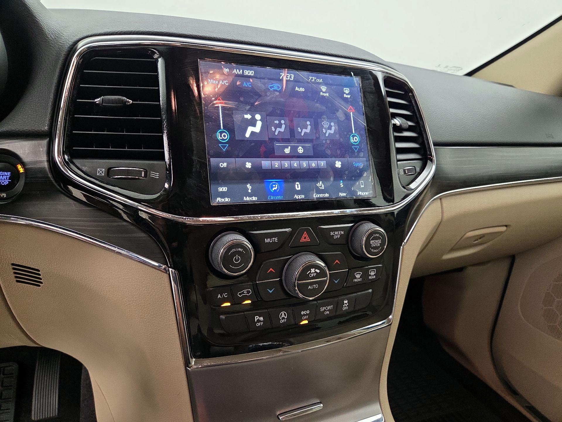 Thumbnail: 2019 Jeep Grand Cherokee - 17