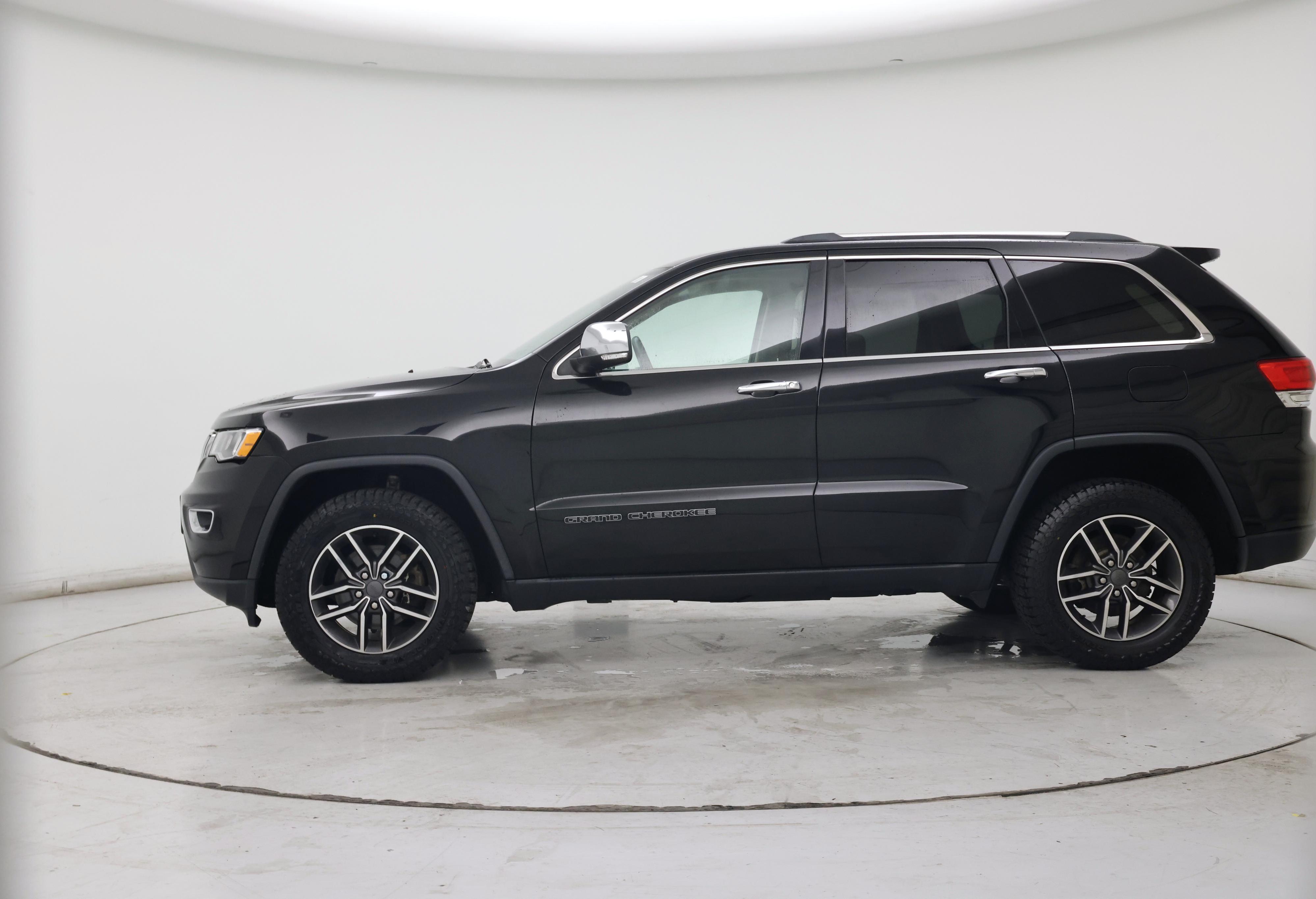 Thumbnail: 2019 Jeep Grand Cherokee - 3