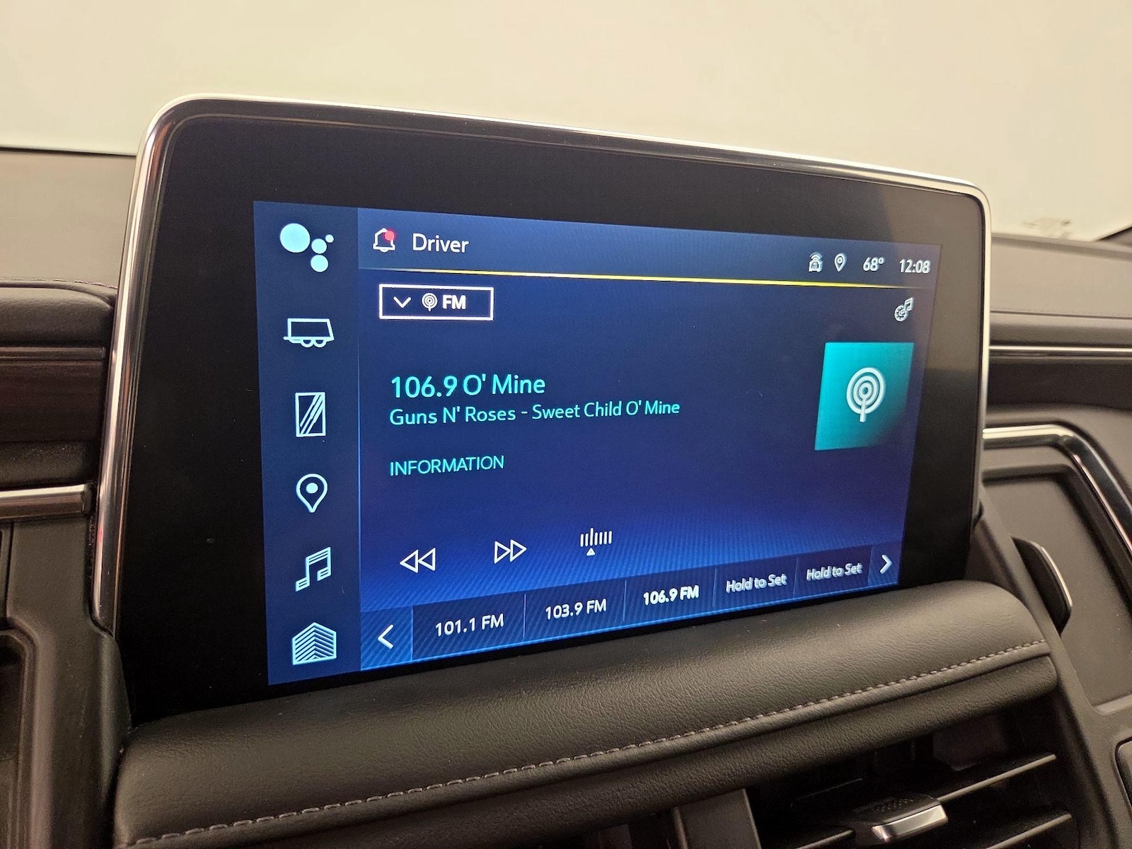 2024 Chevrolet Tahoe Z71 - Photo 17