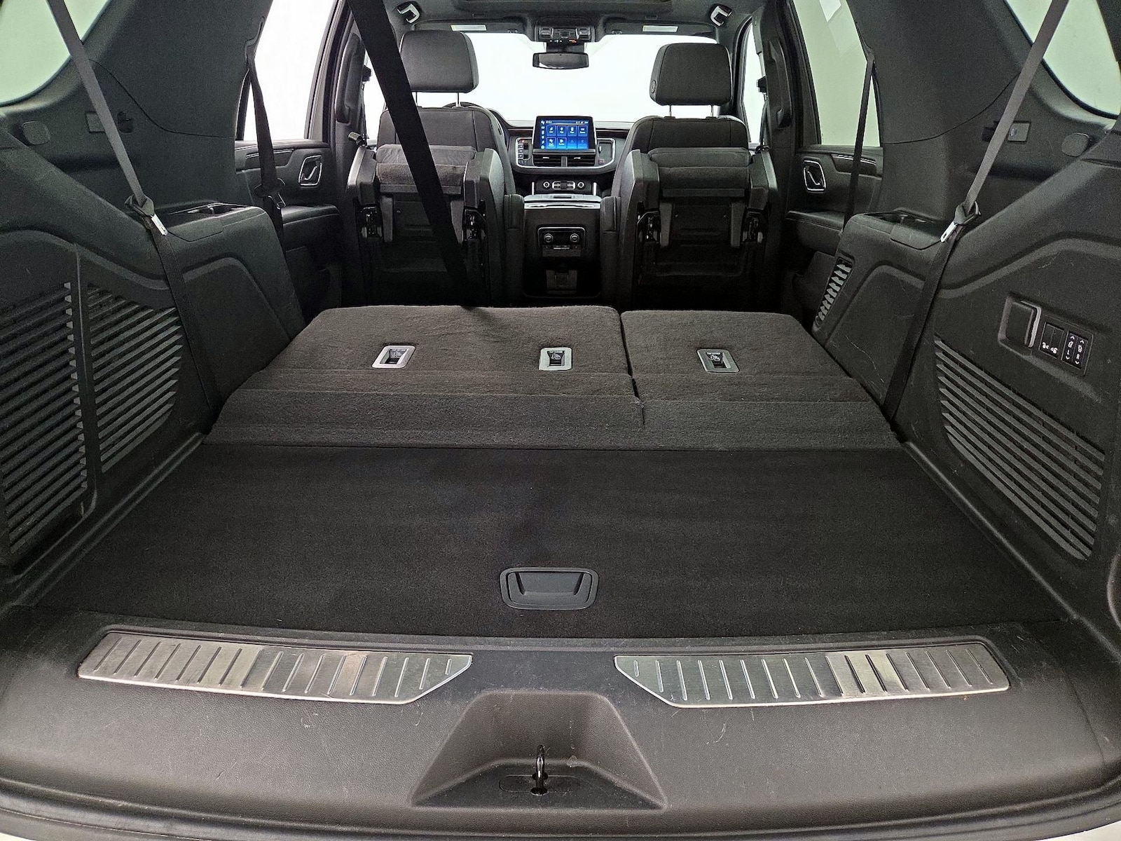 2024 Chevrolet Tahoe Z71 - Photo 25