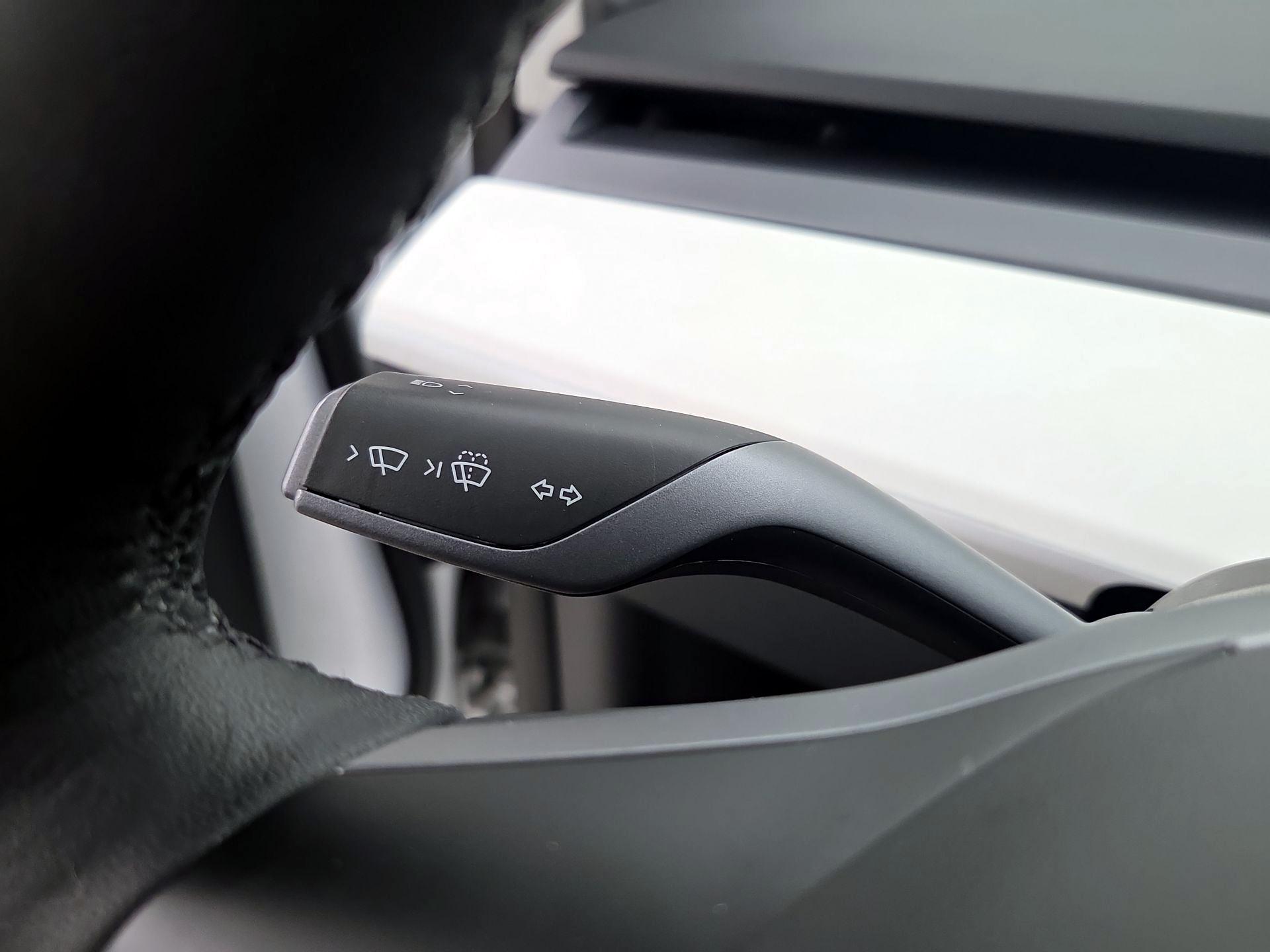 Thumbnail: 2023 Tesla Model 3 - 13