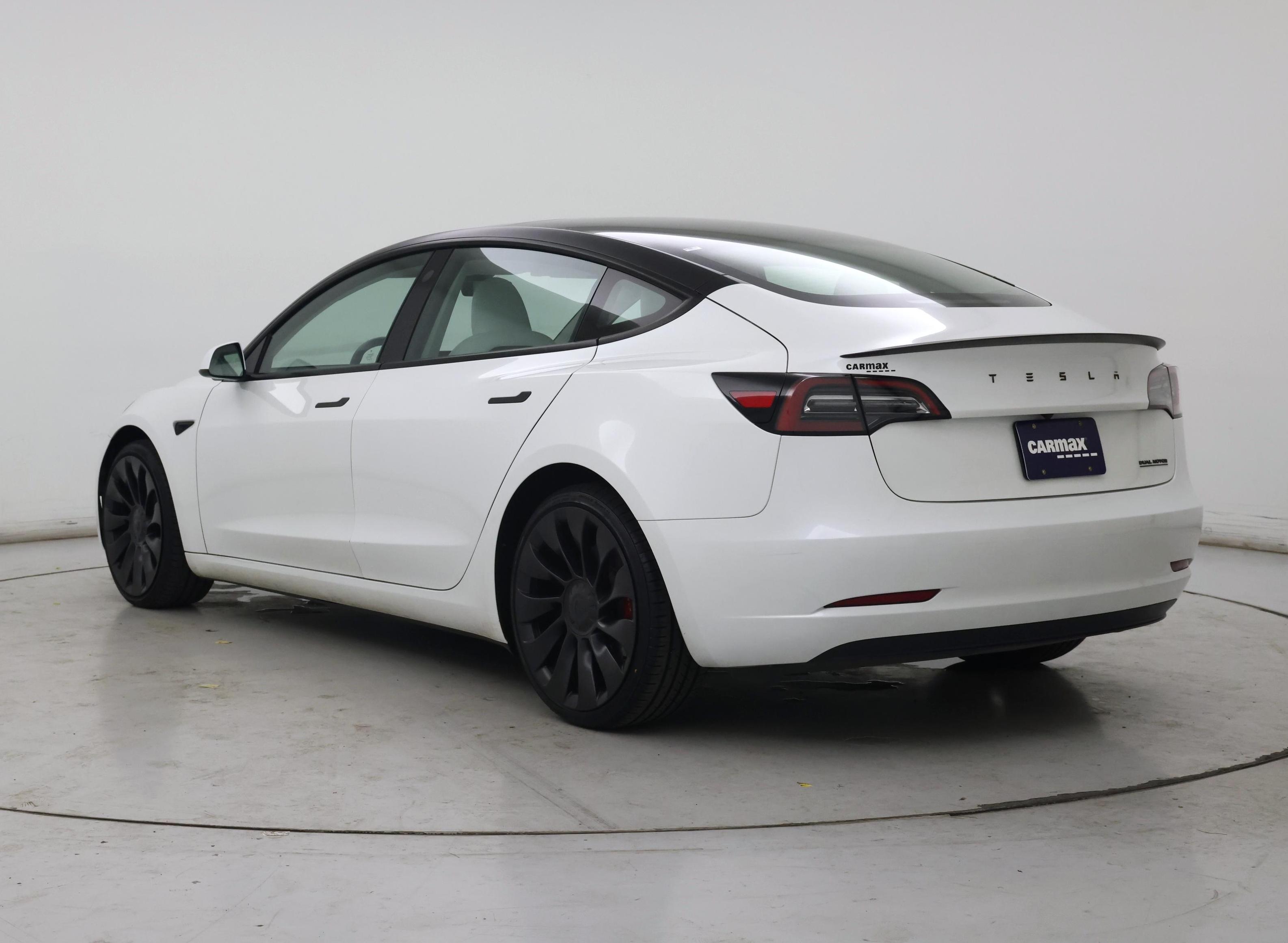 Thumbnail: 2023 Tesla Model 3 - 2
