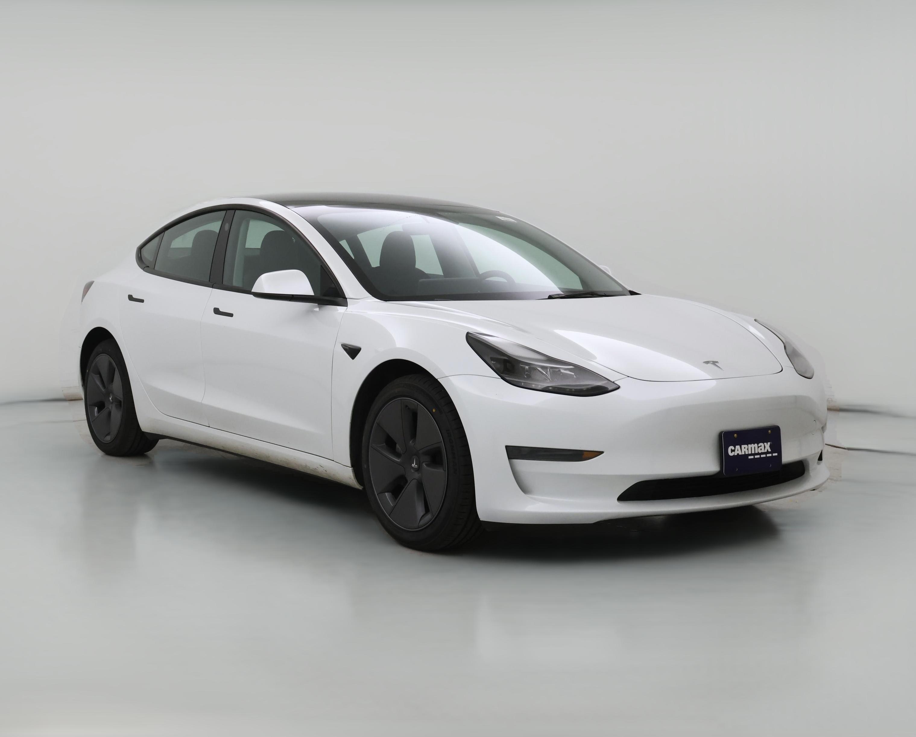 Thumbnail: 2023 Tesla Model 3 - 1