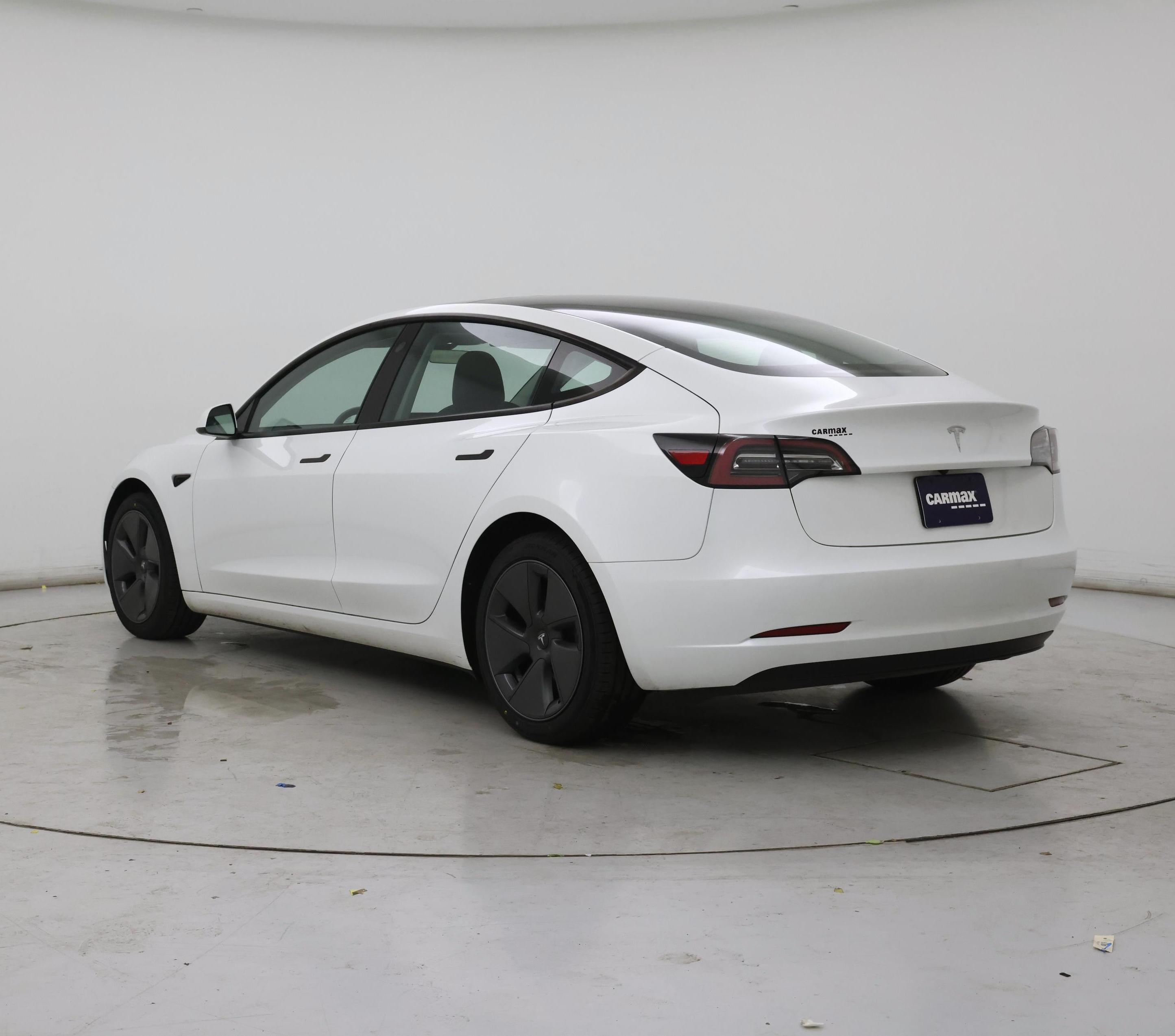 Thumbnail: 2023 Tesla Model 3 - 2