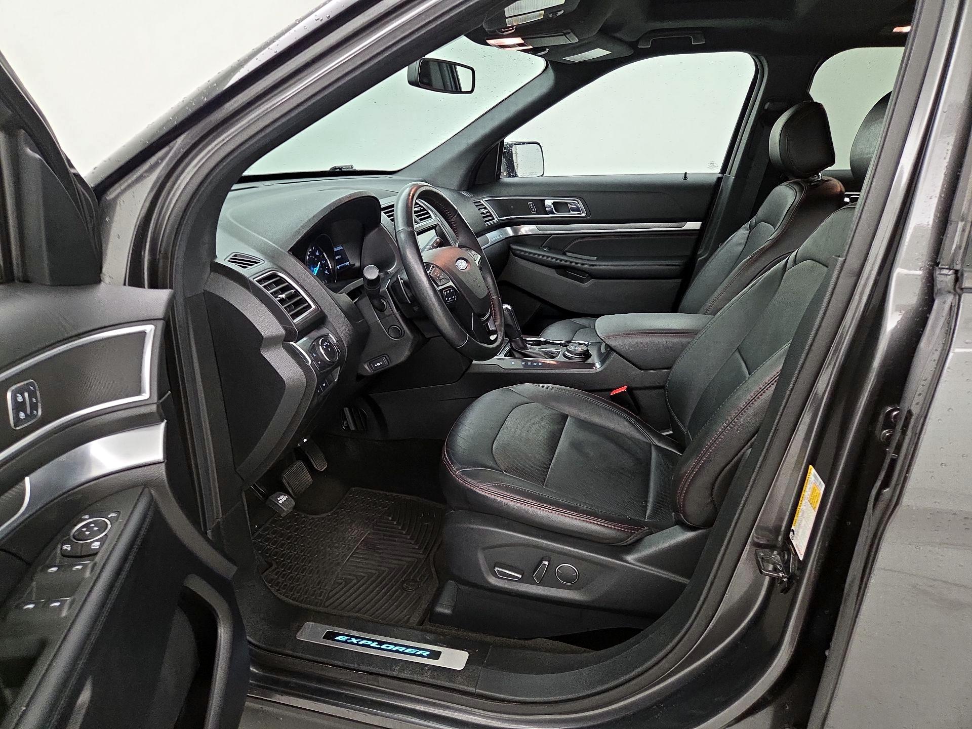 Thumbnail: 2017 Ford Explorer - 11