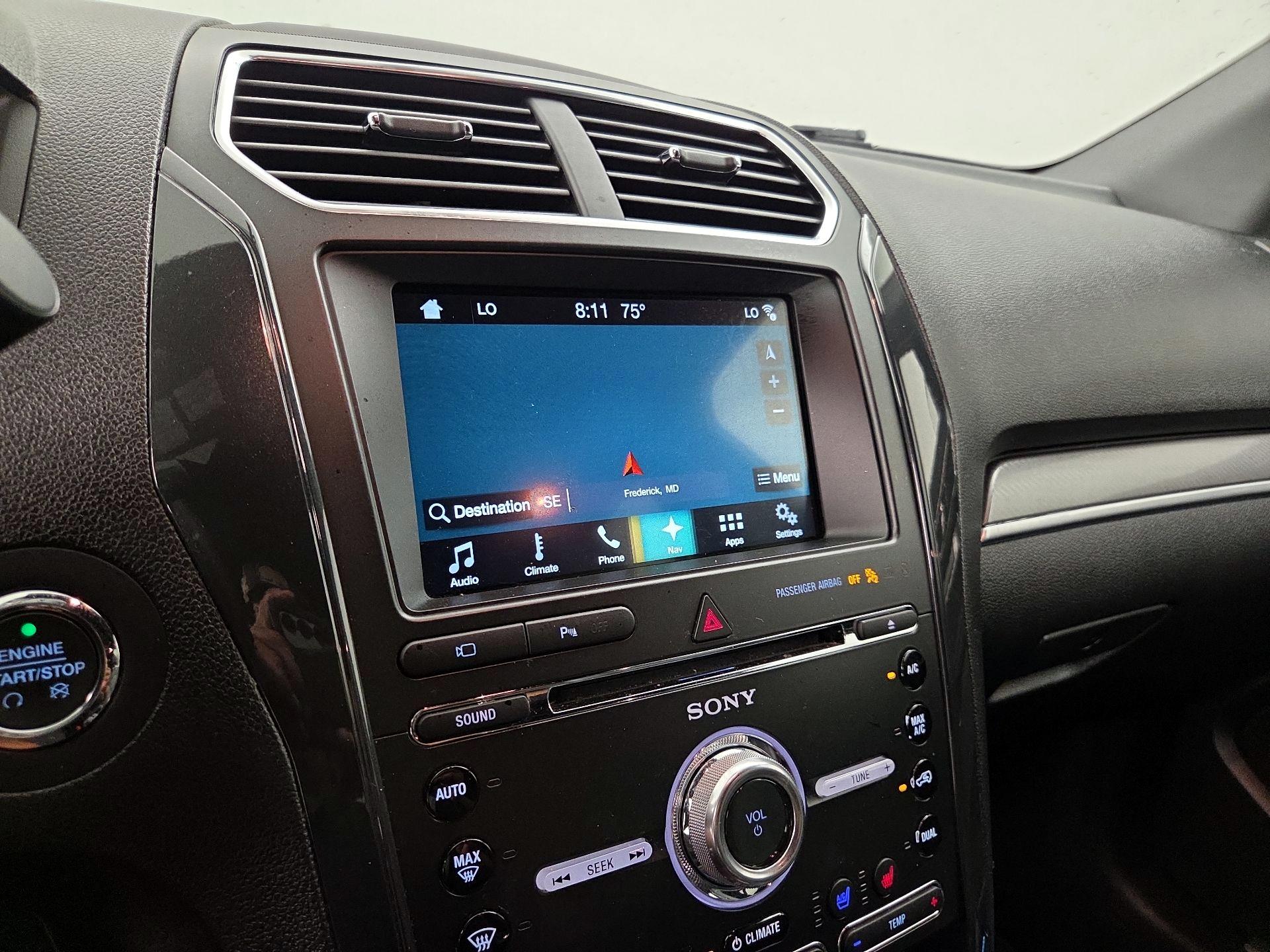 Thumbnail: 2017 Ford Explorer - 14