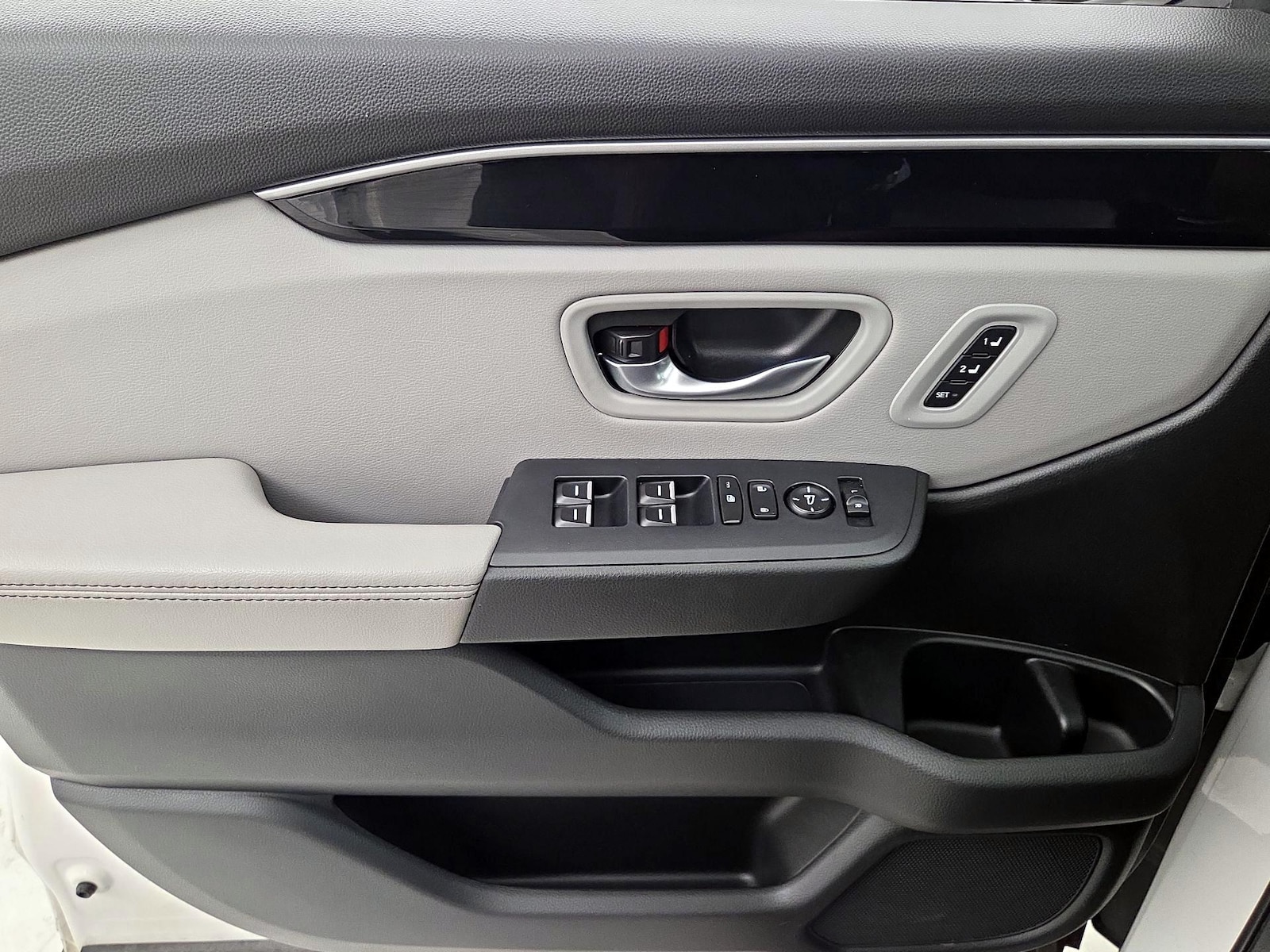 2025 Honda Pilot Touring - Photo 13