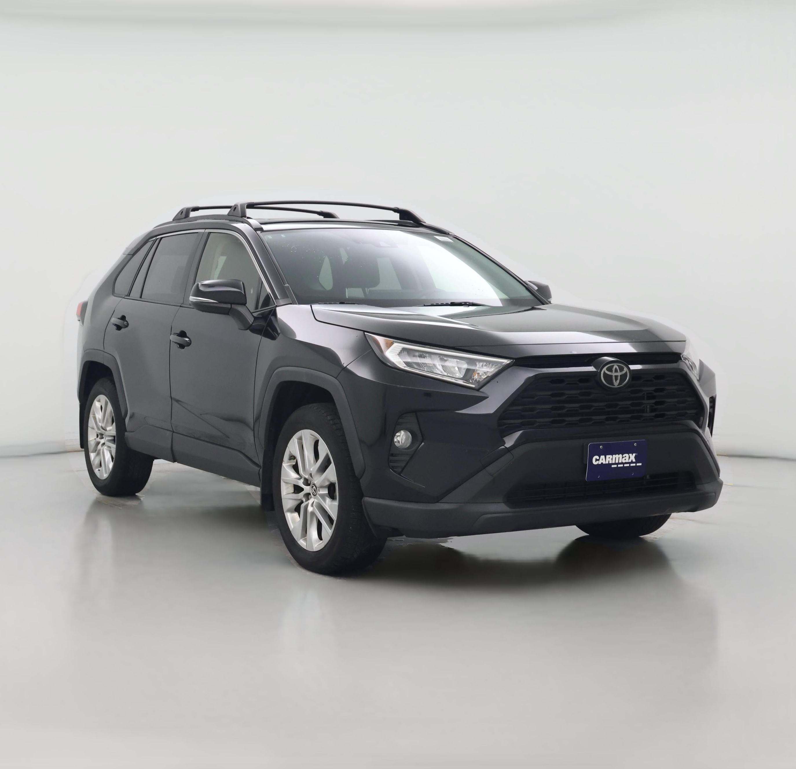 Thumbnail: 2019 Toyota RAV4 - 1