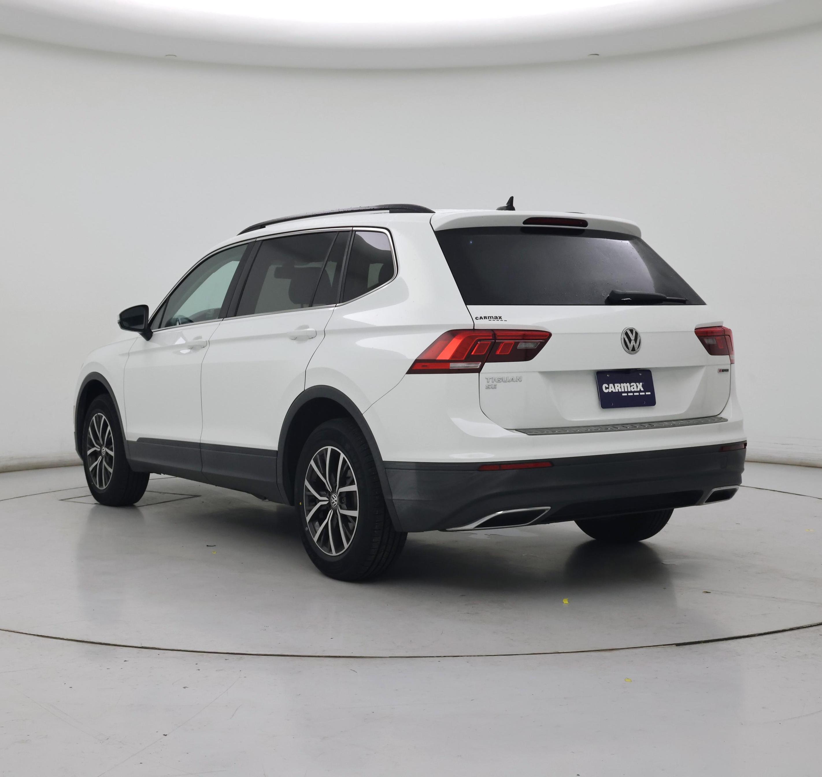 Thumbnail: 2019 Volkswagen Tiguan - 2