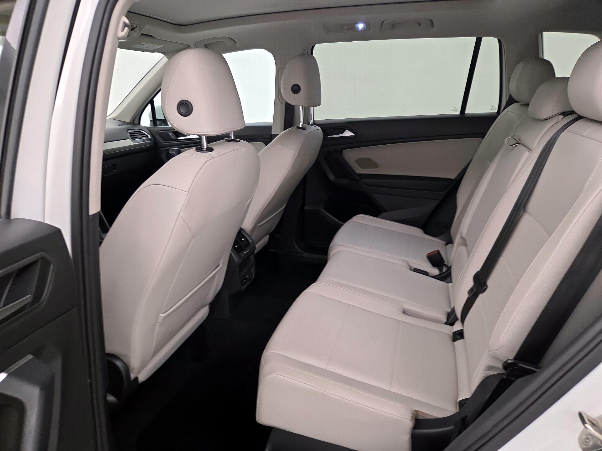 Thumbnail: 2019 Volkswagen Tiguan - 20