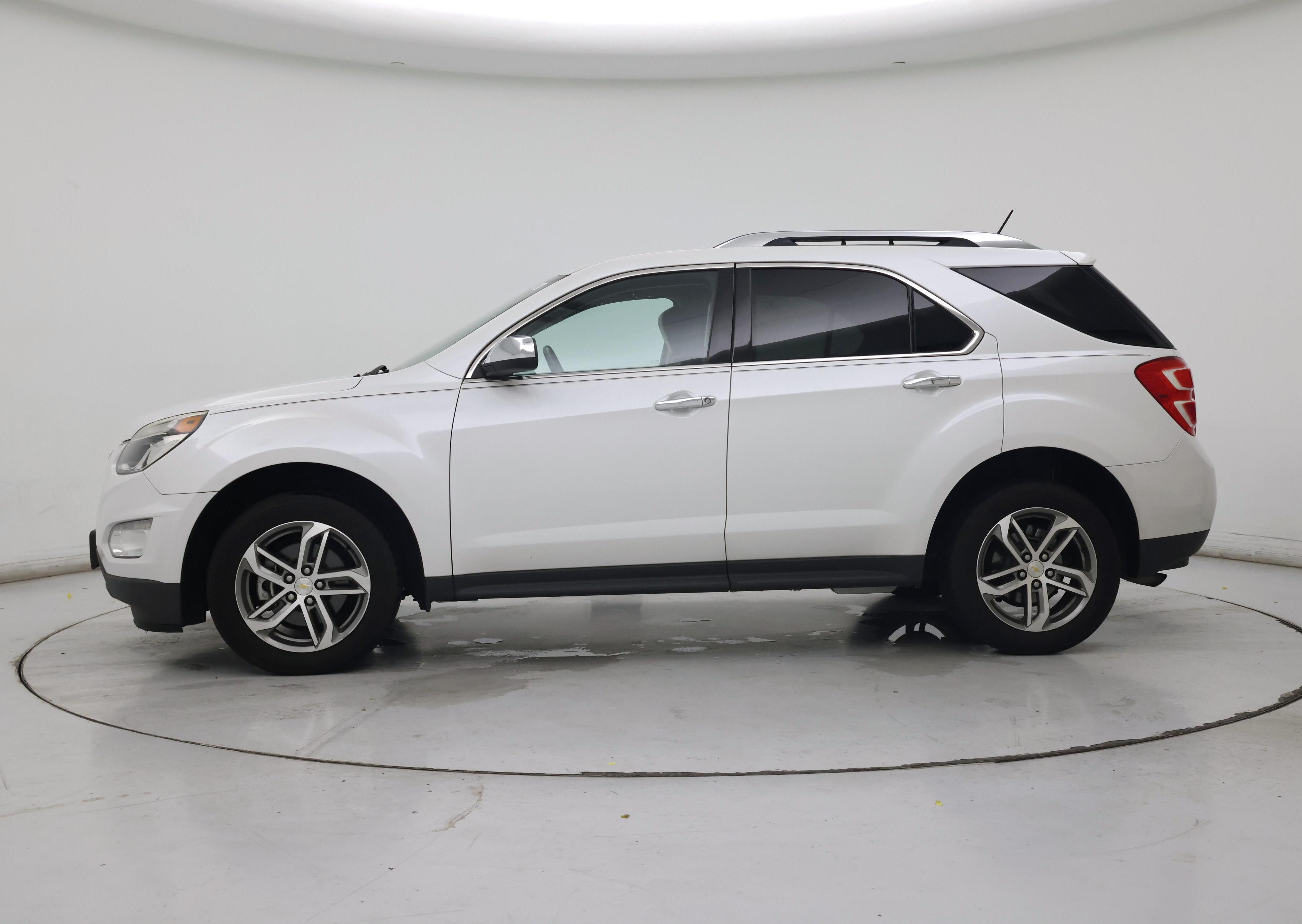 Thumbnail: 2017 Chevrolet Equinox - 3
