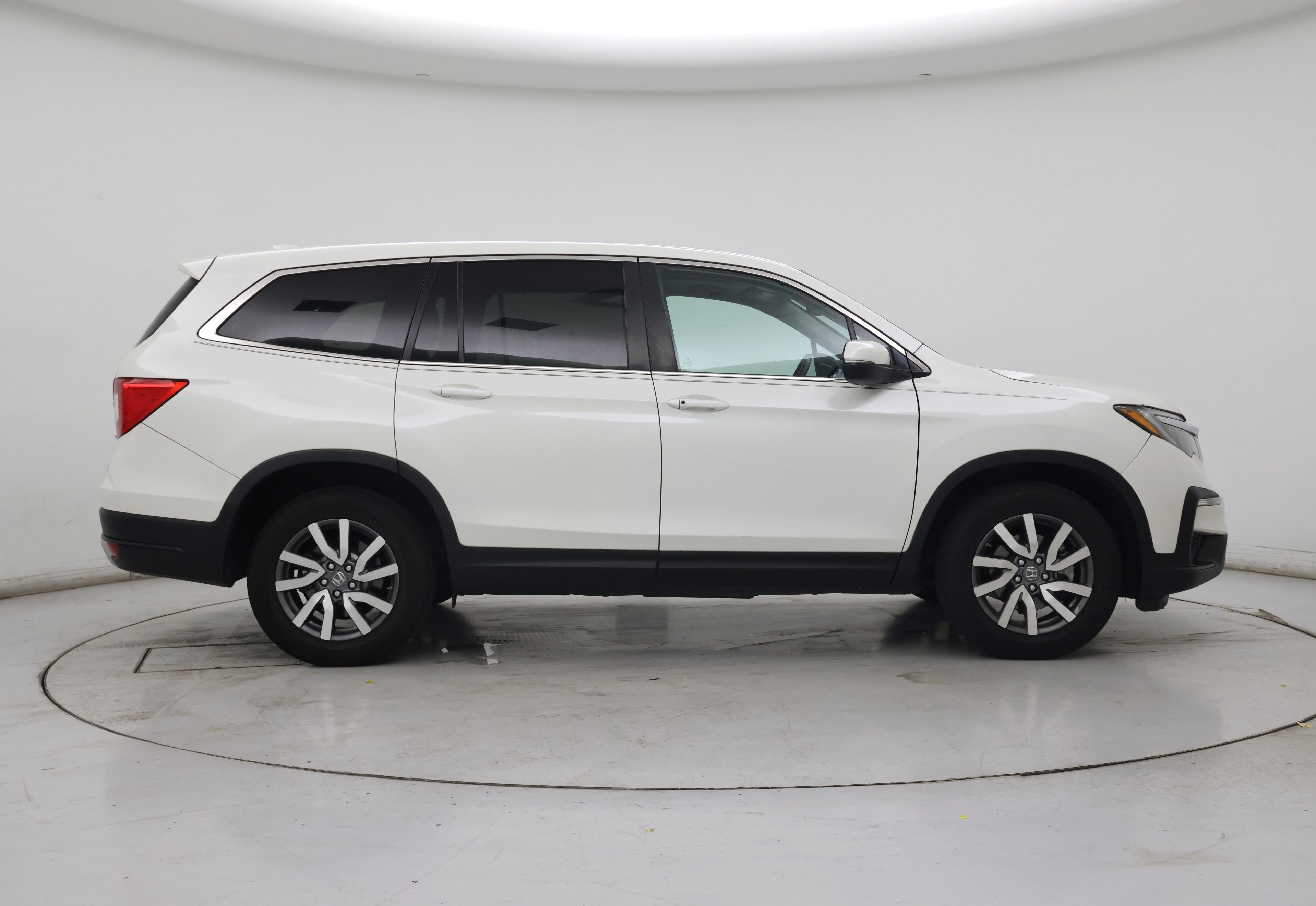 Thumbnail: 2019 Honda Pilot - 7