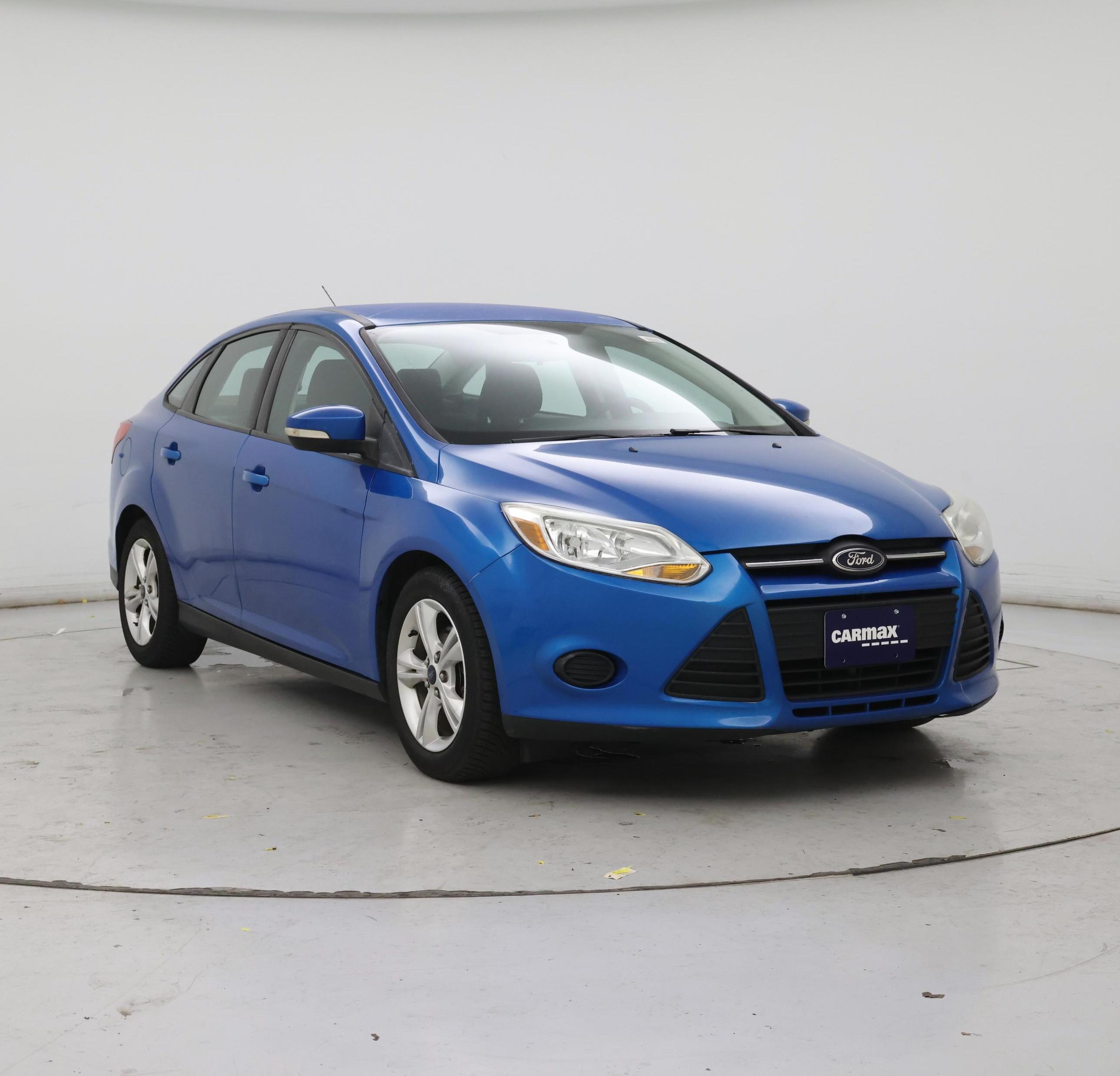 Blue 2014 Ford Focus Sedan Front-Wheel Drive Automatic