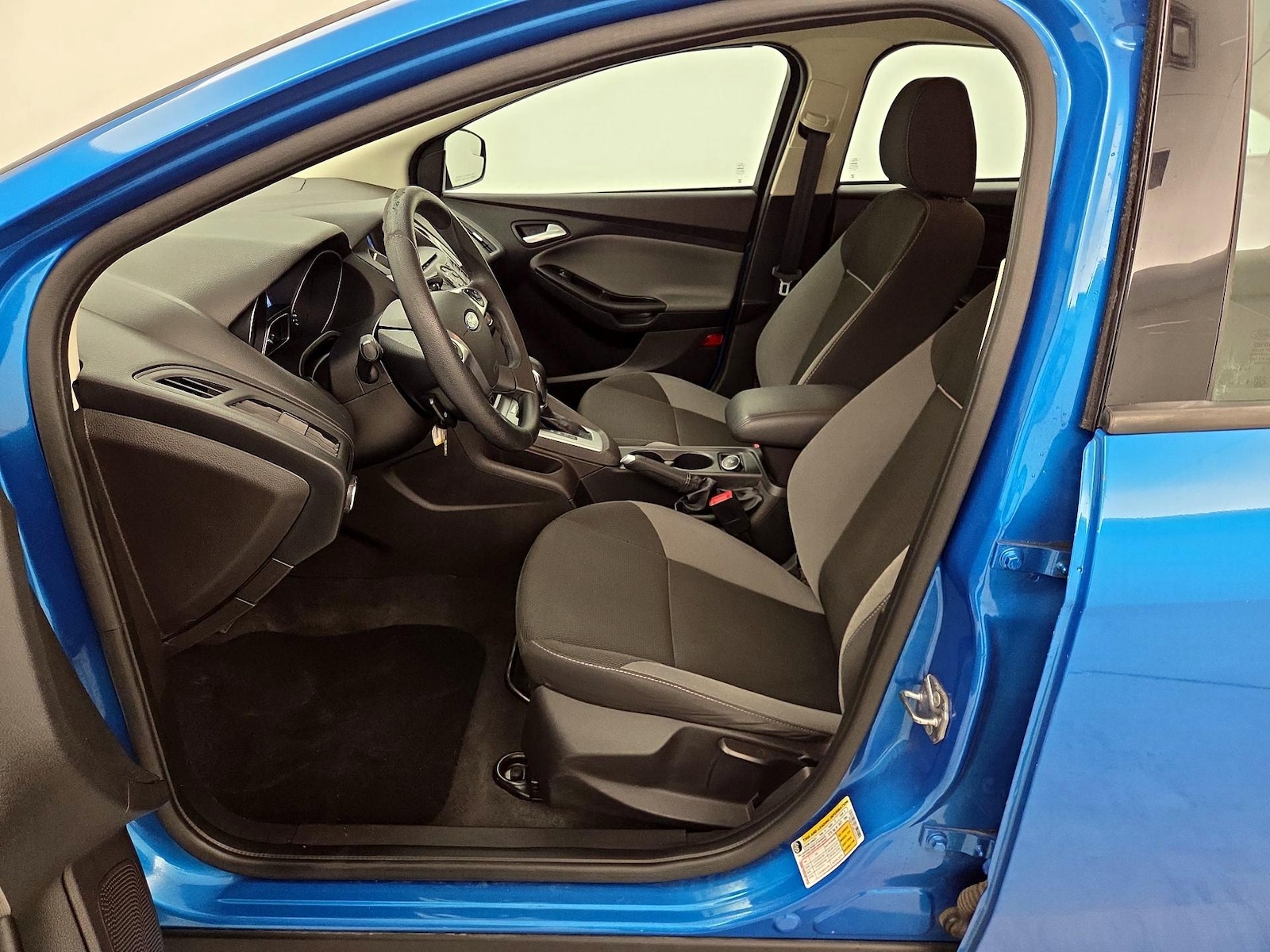 2014 Ford Focus SE - Photo 12