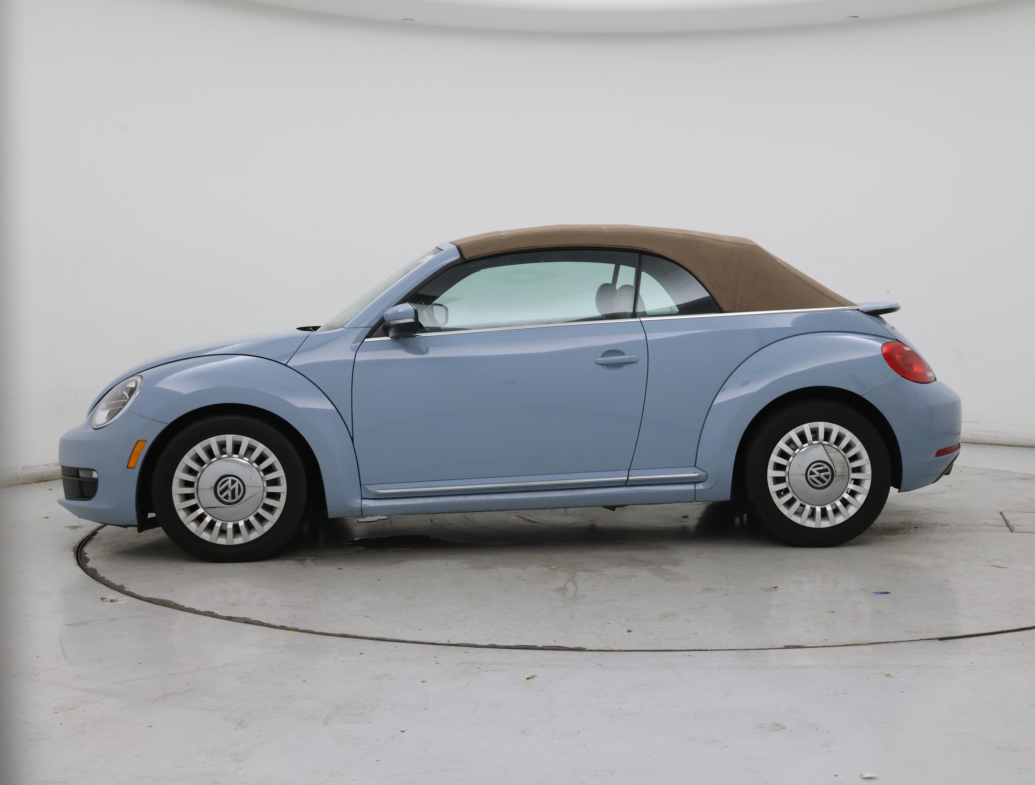 Thumbnail: 2014 Volkswagen Beetle - 3