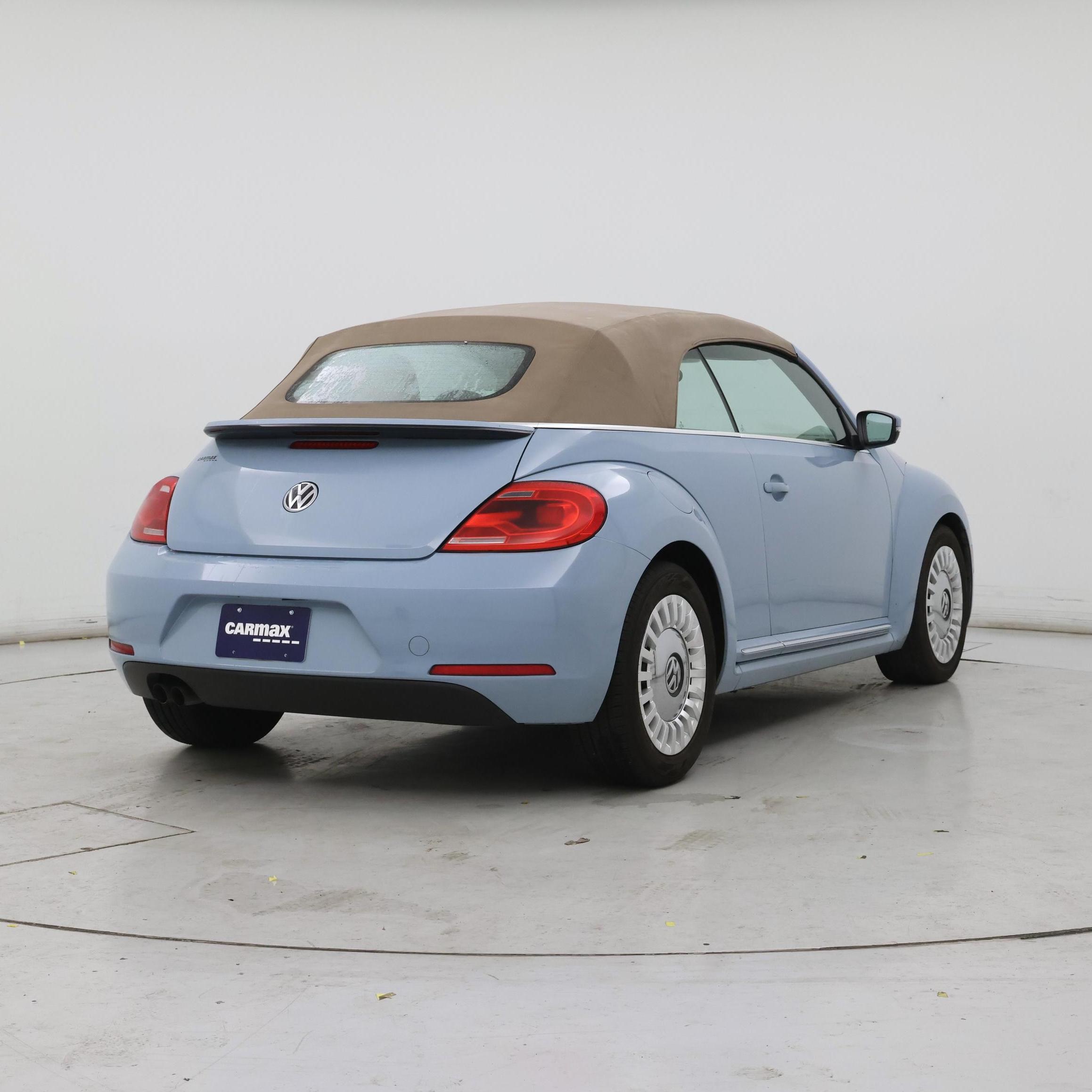 Thumbnail: 2014 Volkswagen Beetle - 8