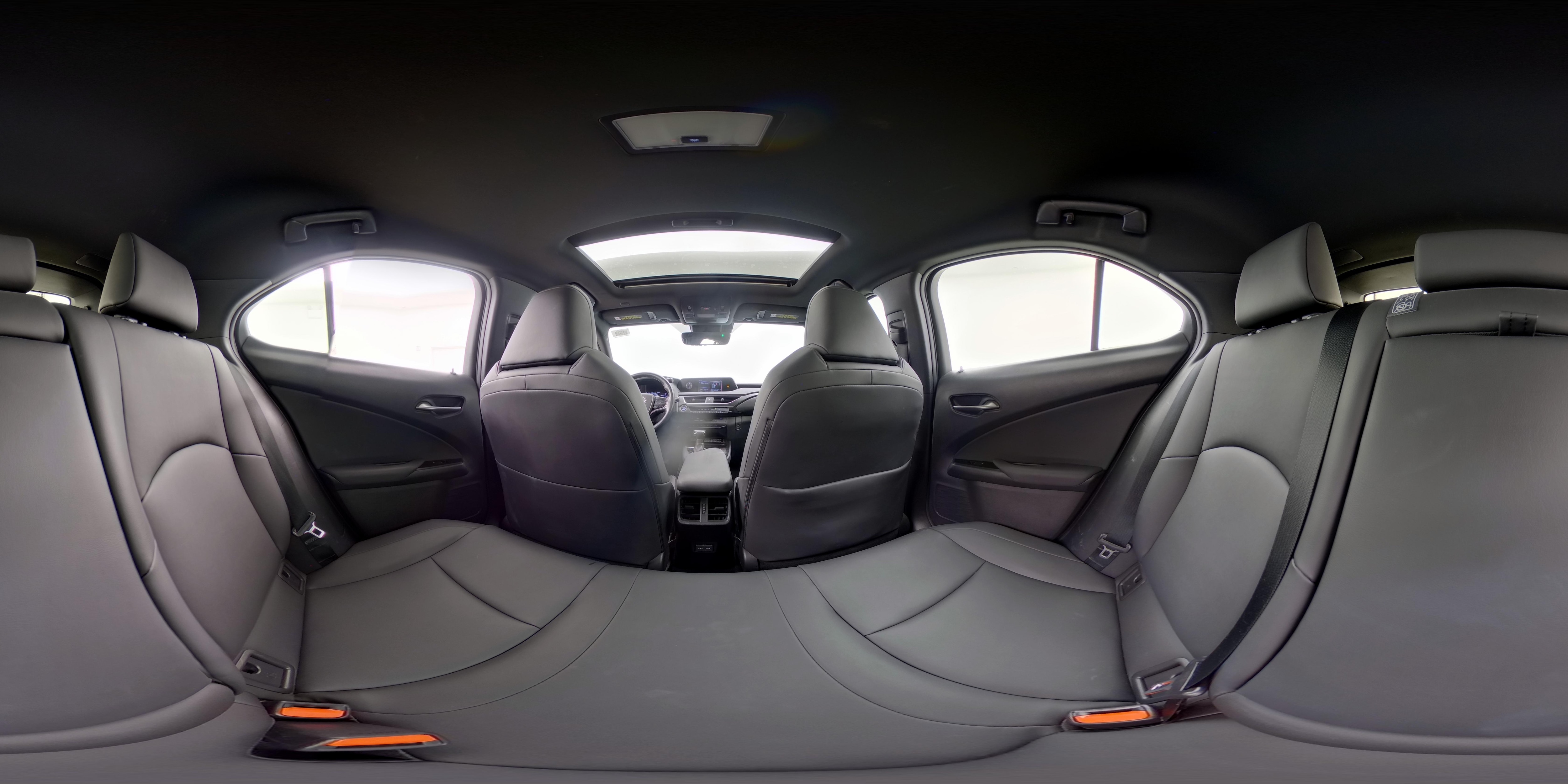 2021 Lexus UX Hybrid 250h - Photo 26