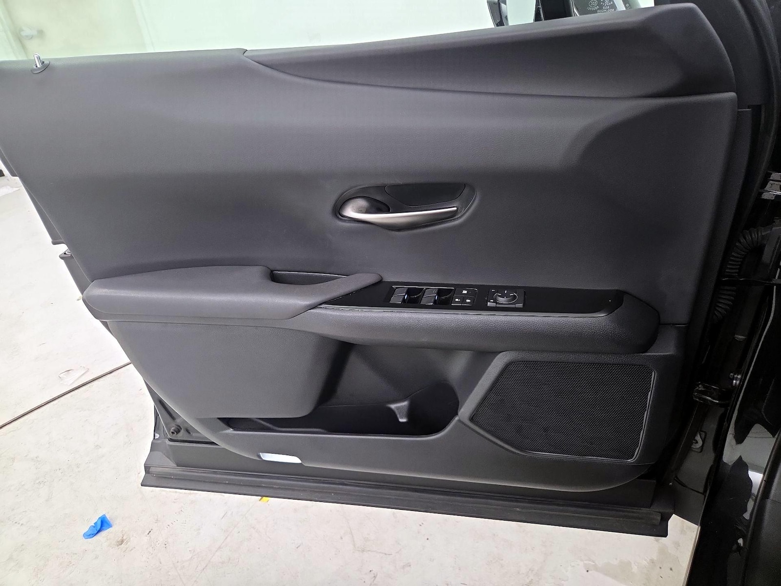 2021 Lexus UX Hybrid 250h - Photo 13